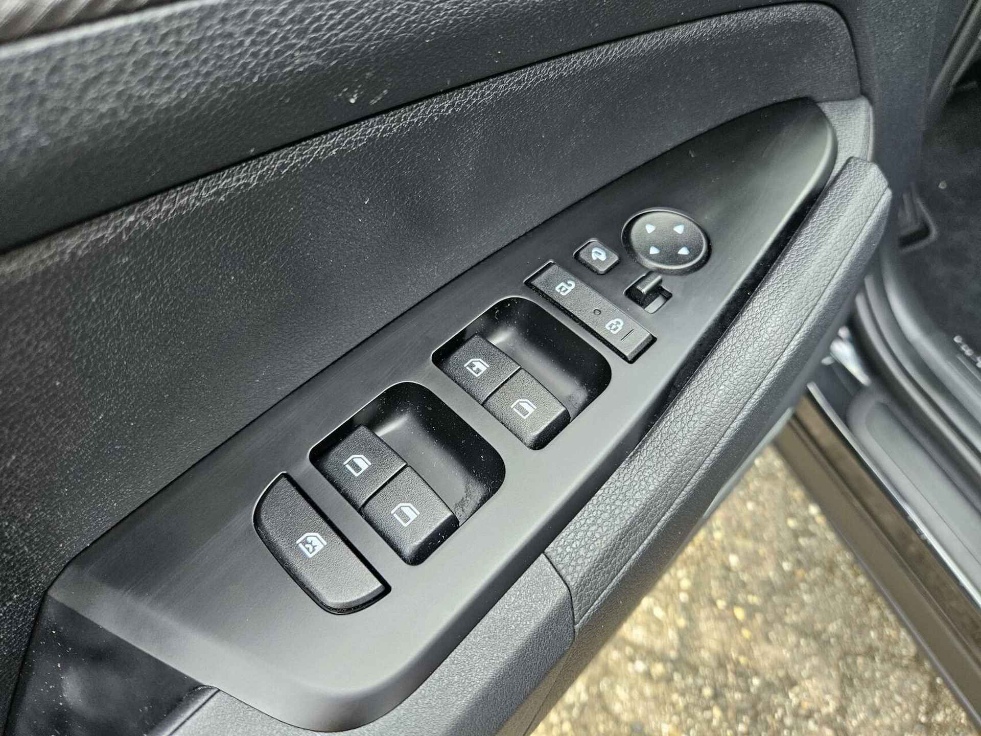 Kia Sportage 1.6 T-GDi ComfortLine | Carplay / Winterpack / Cruise - 25/30