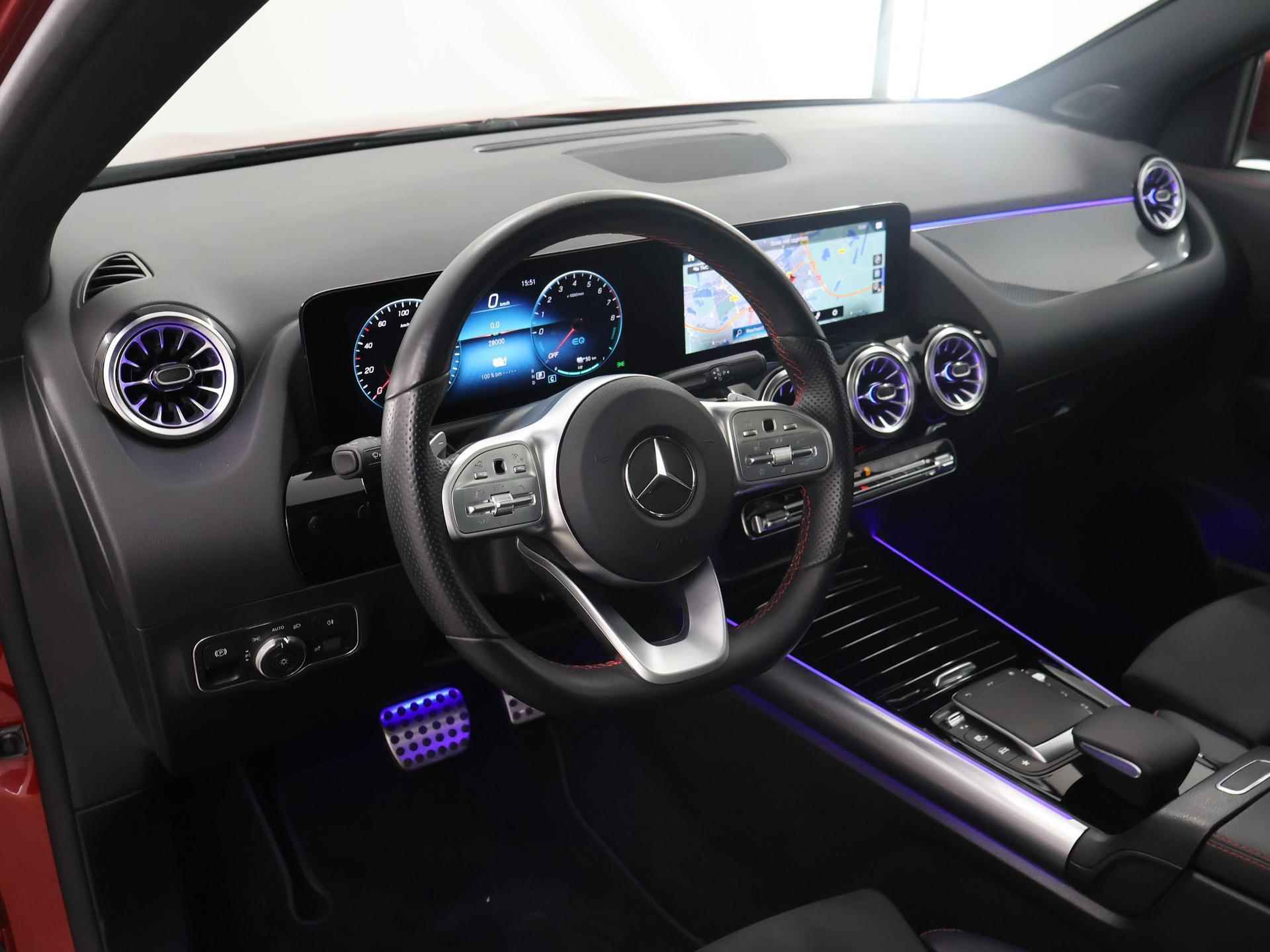 Mercedes-Benz GLA-klasse 250 e Business Solution AMG Limited | Panoramadak | Navigatie | Memory Seat | Sfeerverlichting | Widescreen | Parkeercamera 360° | Cruise Control Adaptief |  Climate Control | Stoelverwarming  | Keyless Go | Multibeam | - 8/52