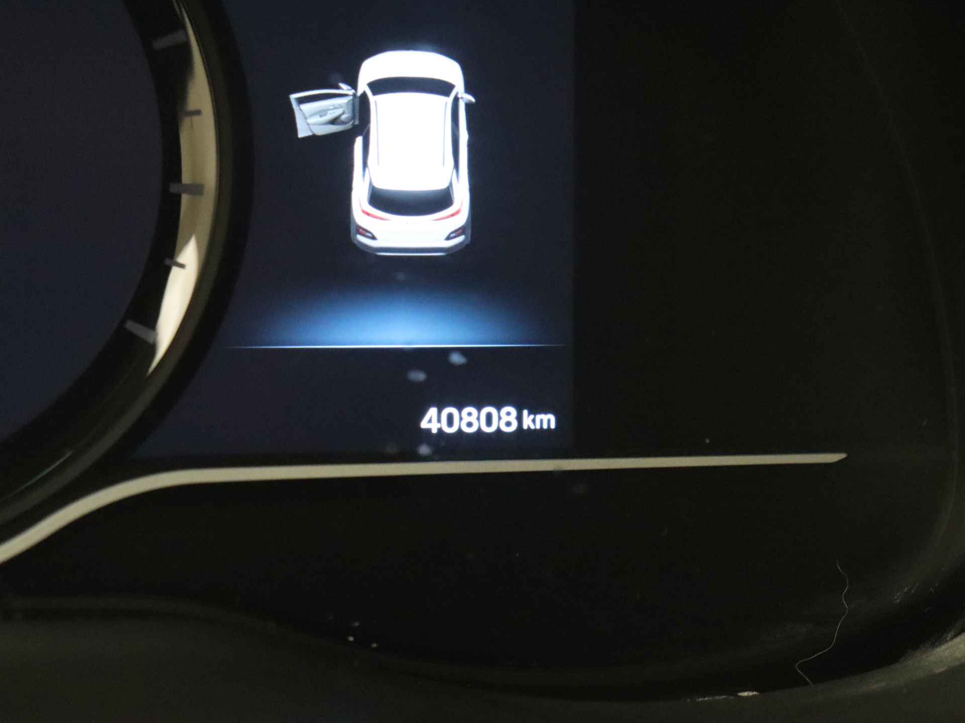Hyundai KONA EV Comfort 64 kWh Krell Audio | Navigatie | Camera | Compleet! - 9/37