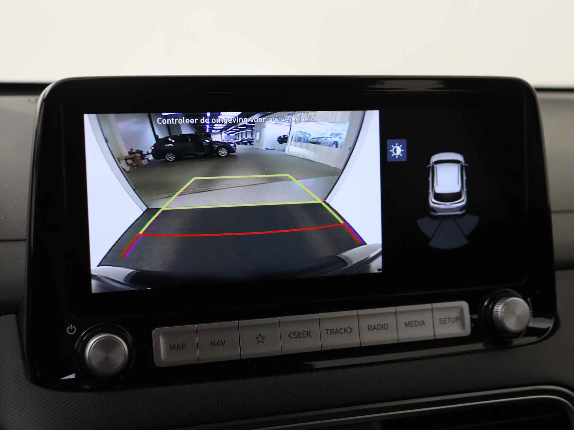Hyundai KONA EV Comfort 64 kWh Krell Audio | Navigatie | Camera | Compleet! - 14/37