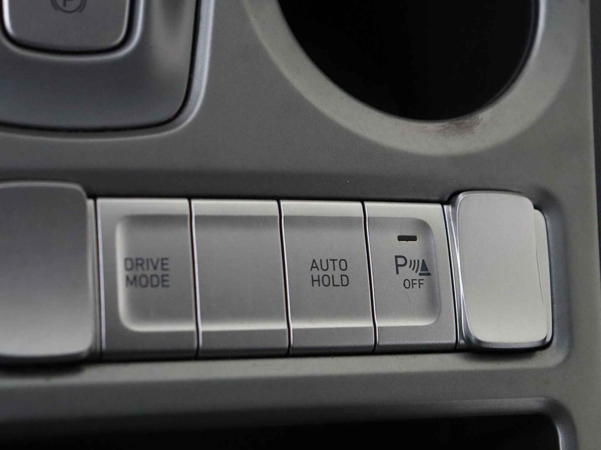 Hyundai KONA EV Comfort 64 kWh Krell Audio | Navigatie | Camera | Compleet! - 26/37