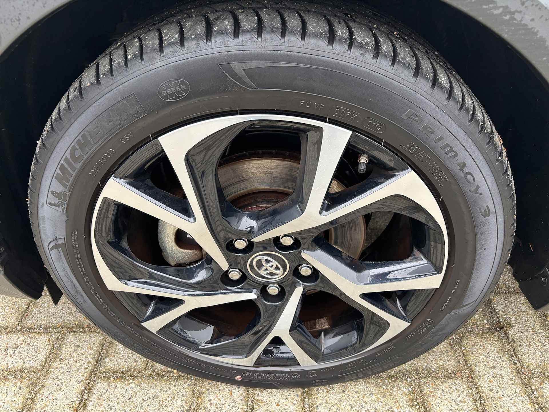 TOYOTA C-Hr 1.8 Hybrid 122pk CVT Style | AUTOMAAT | Navigatie | Parkeerensoren voor en achter - 9/36