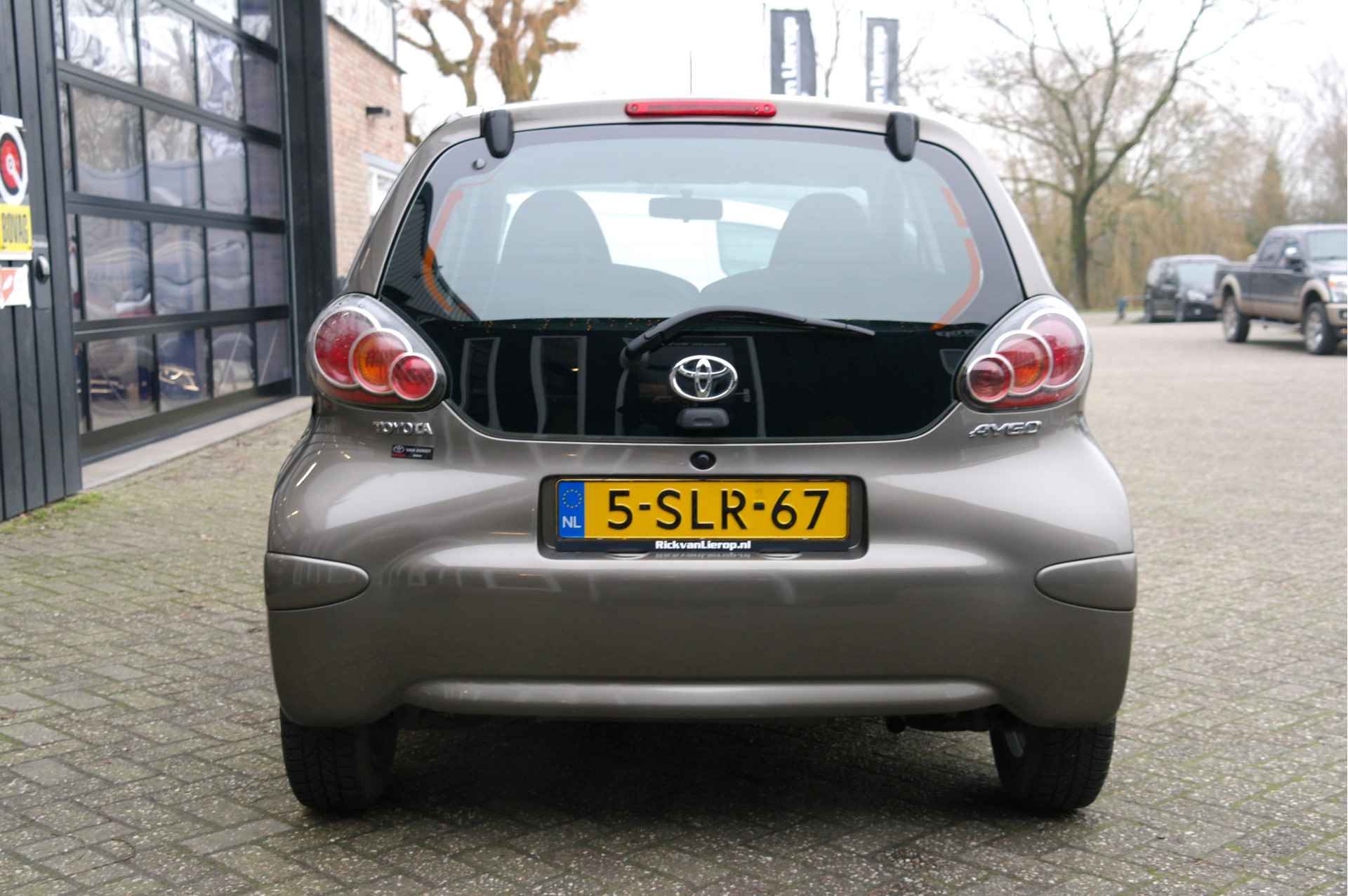 Toyota Aygo 1.0 VVT-i Now | Airco | 14'' | NL-Auto - 8/23