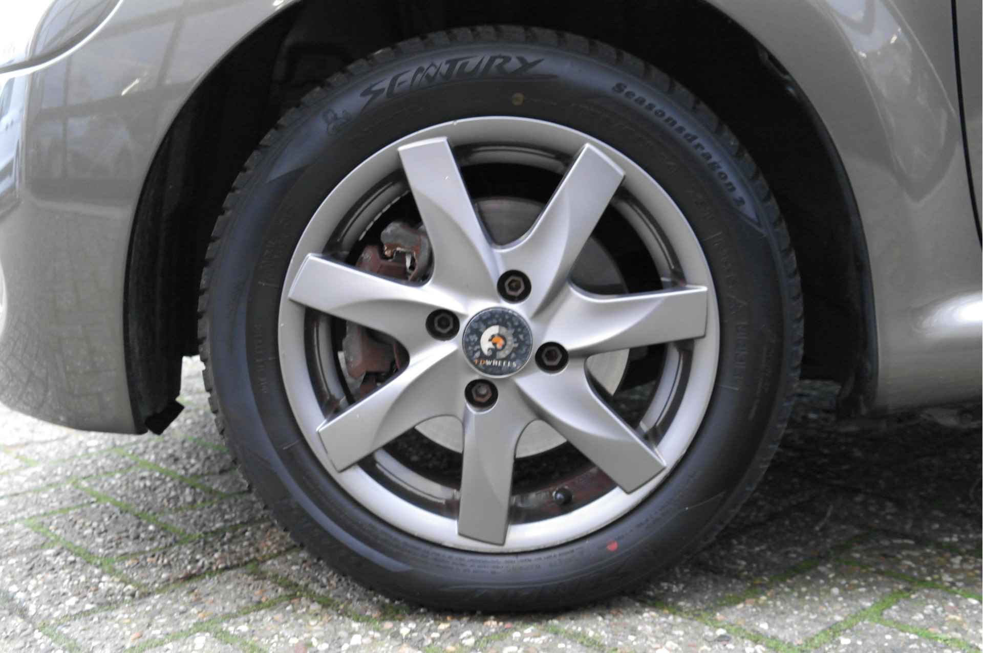 Toyota Aygo 1.0 VVT-i Now | Airco | 14'' | NL-Auto - 16/23