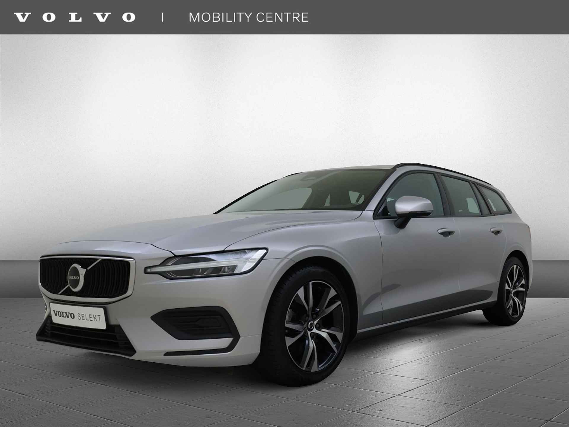 Volvo V60 B3 Essential Edition | Trekhaak | Achteruitrijcamera | Stoel en