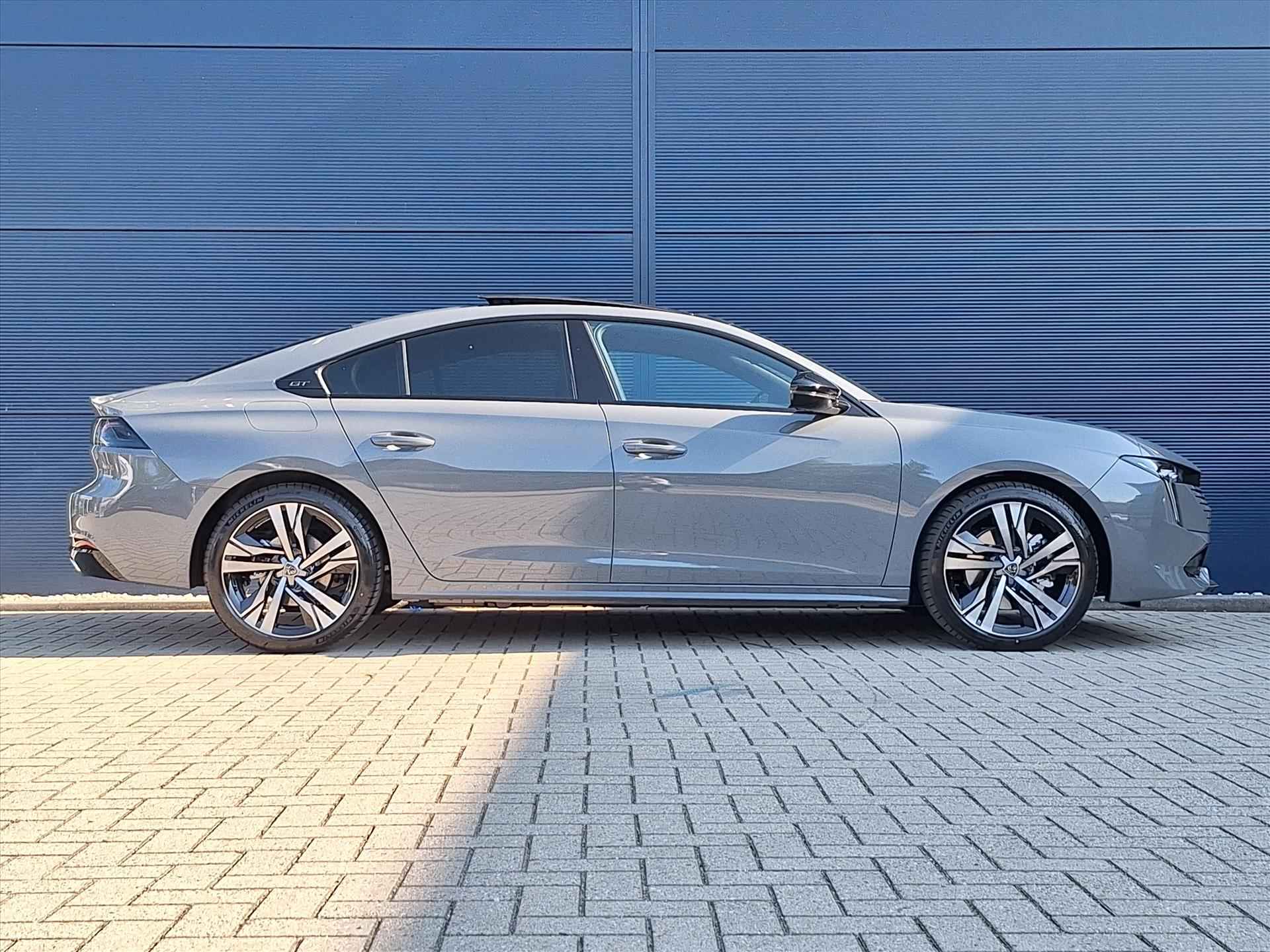 Peugeot 508 1.6 HYbrid 225pk e-EAT8 GT | Panorama dak | Adaptive Cruise Control | Trekhaak I Handfree kofferklep I FOCAL HiFi I Nappa Leder - 33/44