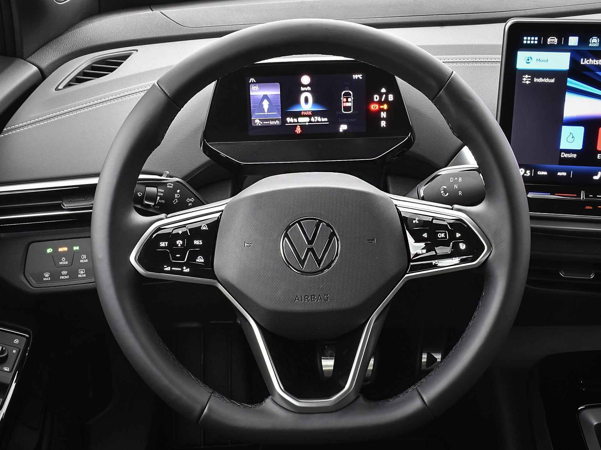 Volkswagen ID.4 Pro 77 kWh accu 210 kW / 286 pk SUV Elektr. aandrijving · Assistance pakket · Comfort pakket · Multimedia pakket · Trekhaak · - 33/40