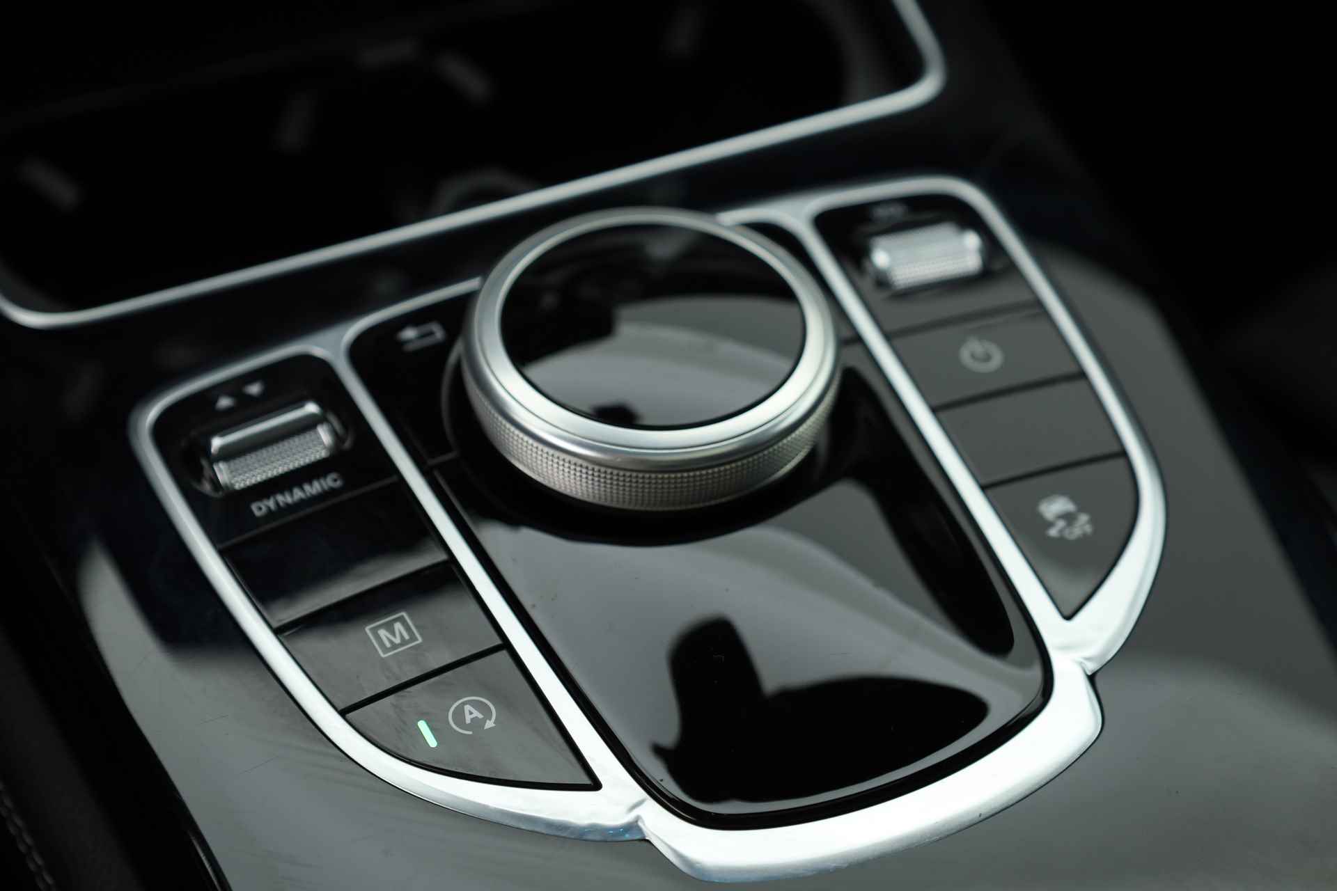 Mercedes-Benz GLC Coupé 250 4MATIC AMG Line | Pano | 360 cam | Navi | LED | Treeplank - 22/34