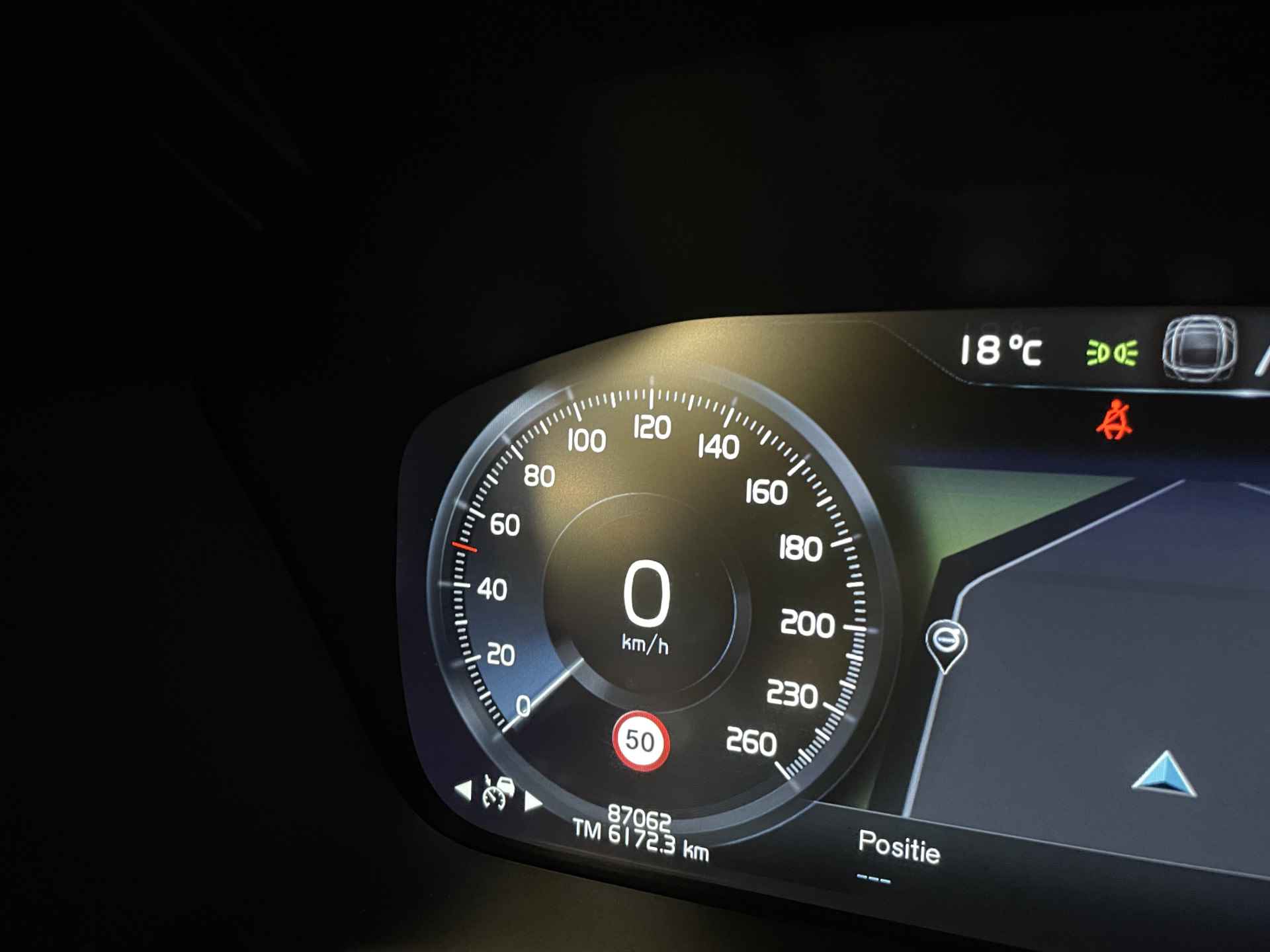 Volvo V60 T6 AWD Recharge R-Design | Harman Kardon | Adaptieve Cruise Control | Stoel en Stuurwielverwarming | Parkeercamera | Full LED Me - 16/34