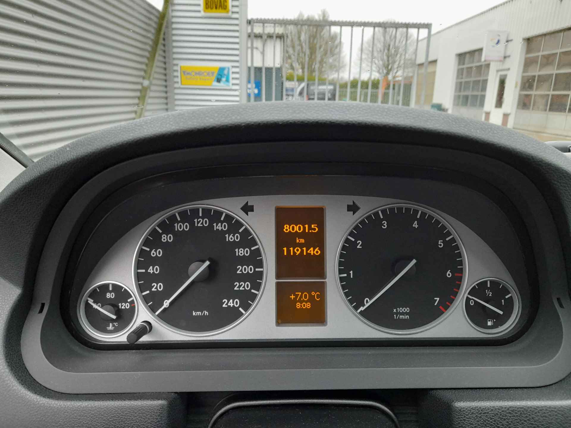 Mercedes-Benz B-Klasse 160 BlueEFFICIENCY Business met slechts 119.046 km!! | Clima | Trekhaak | Cruise control | Origineel nederlandse auto | RIJKLAARPRIJS INCL 12 MAANDEN GARANTIE EN BEURT - 12/21