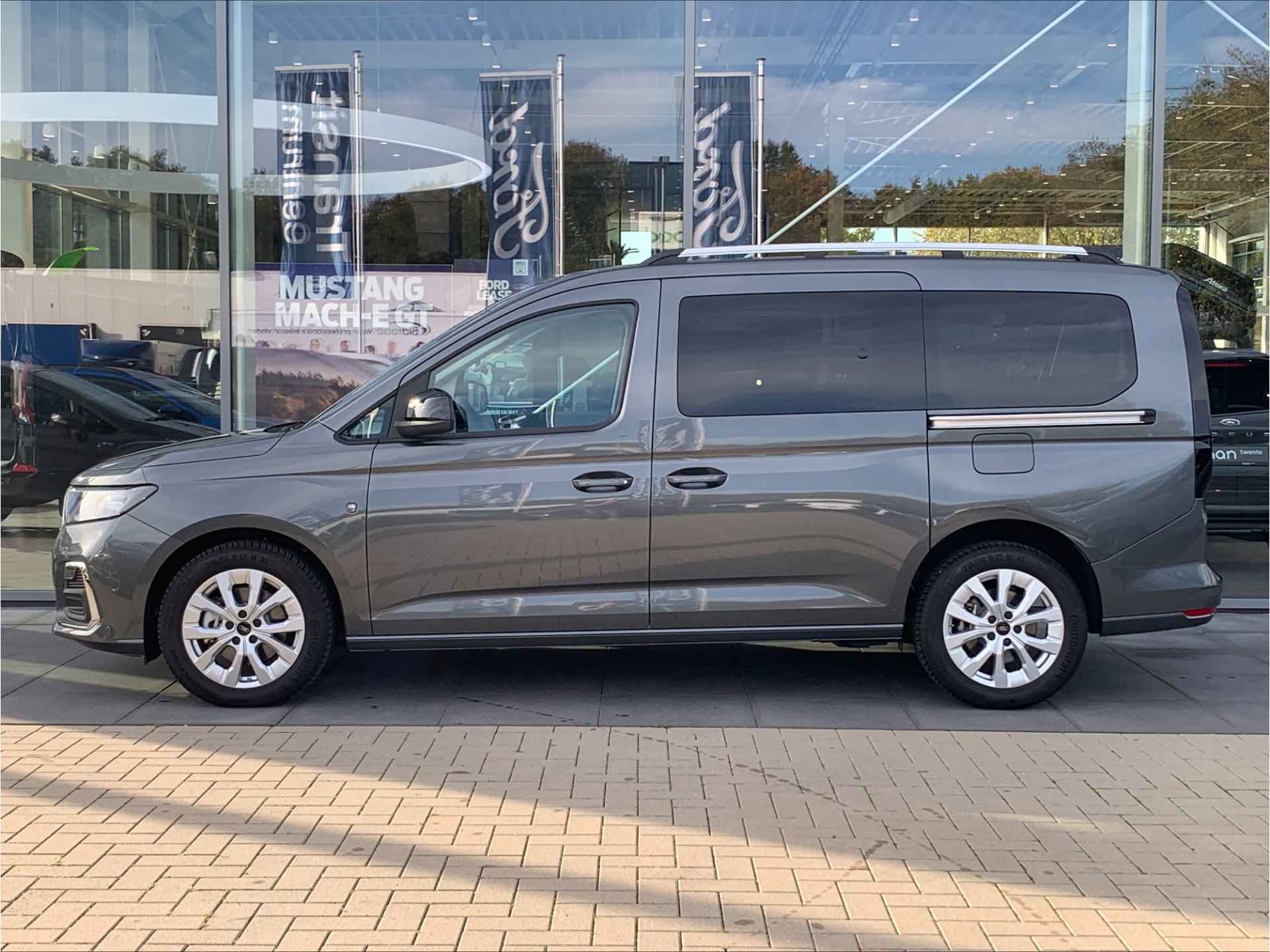 Ford Tourneo Connect L2 Titanium PHEV 150 PK Automaat | 7 Persoons | 119 KM Elektrisch | 2x schuifdeur | Navi | Climate Control | - 7/44