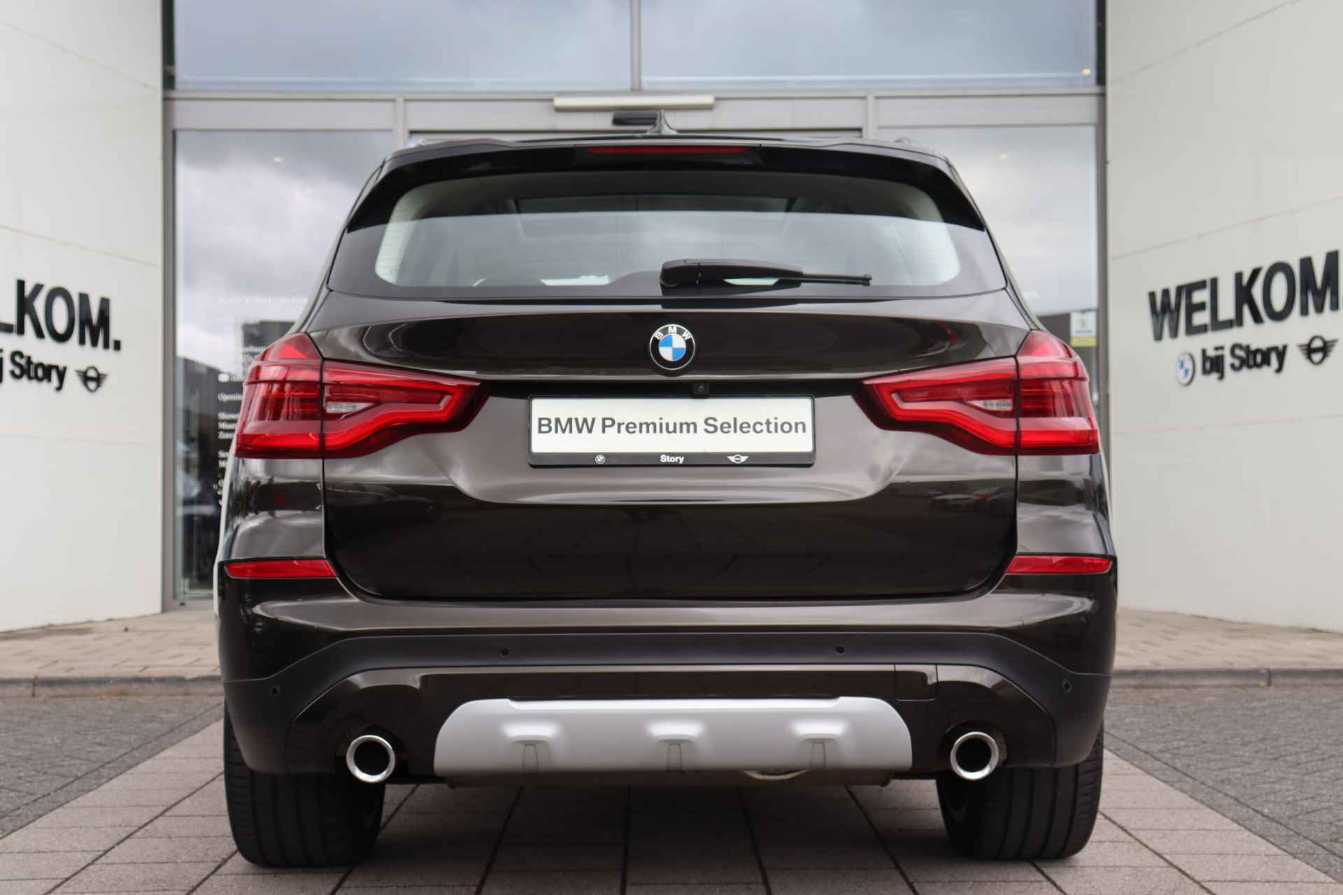 BMW X3 xDrive20i High Executive xLine Automaat / Panoramadak / Trekhaak / Sportstoelen / Adaptieve LED / Parking Assistant Plus / Apple CarPlay / Head-Up - 11/27