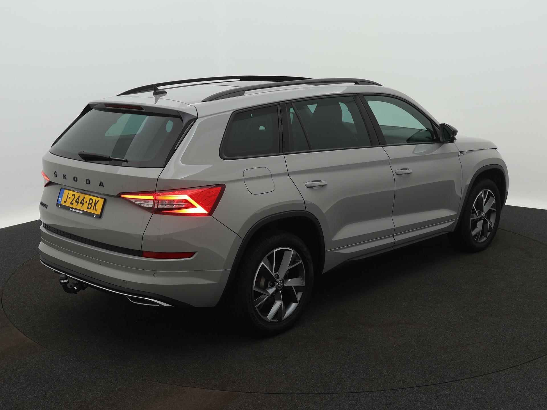 Skoda Kodiaq 1.5 TSI Sportline Business 7p. | TREKHAAK | PANORAMADAK | DIGITAAL DASHBOARD | STOELVERWARMING | CAMERA | ELEK.STOEL | ELEK.LAADKLEP | - 4/22