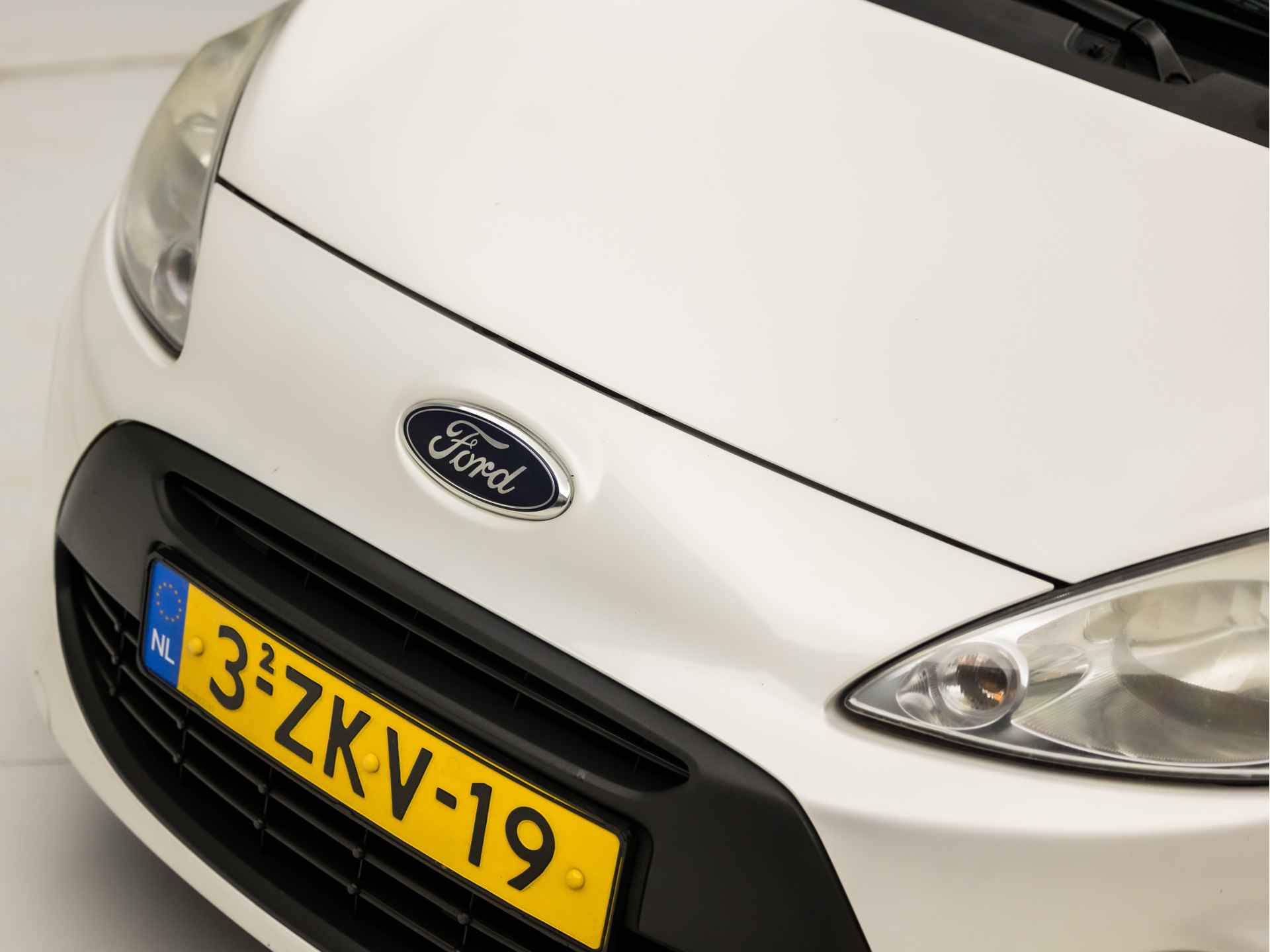 Ford Ka 1.2 Sport (AIRCO, RADIO, PARELMOER, SPORTSTOELEN, ELEK PAKKET, LM VELGEN, NIEUWE APK, NIEUWSTAAT) - 23/27