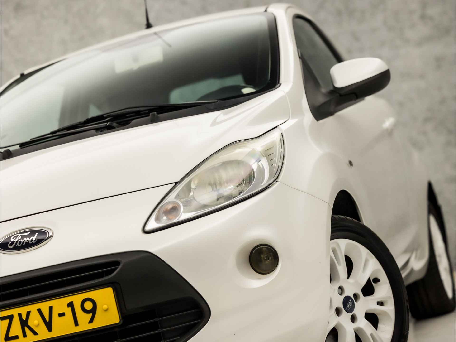 Ford Ka 1.2 Sport (AIRCO, RADIO, PARELMOER, SPORTSTOELEN, ELEK PAKKET, LM VELGEN, NIEUWE APK, NIEUWSTAAT) - 24/27