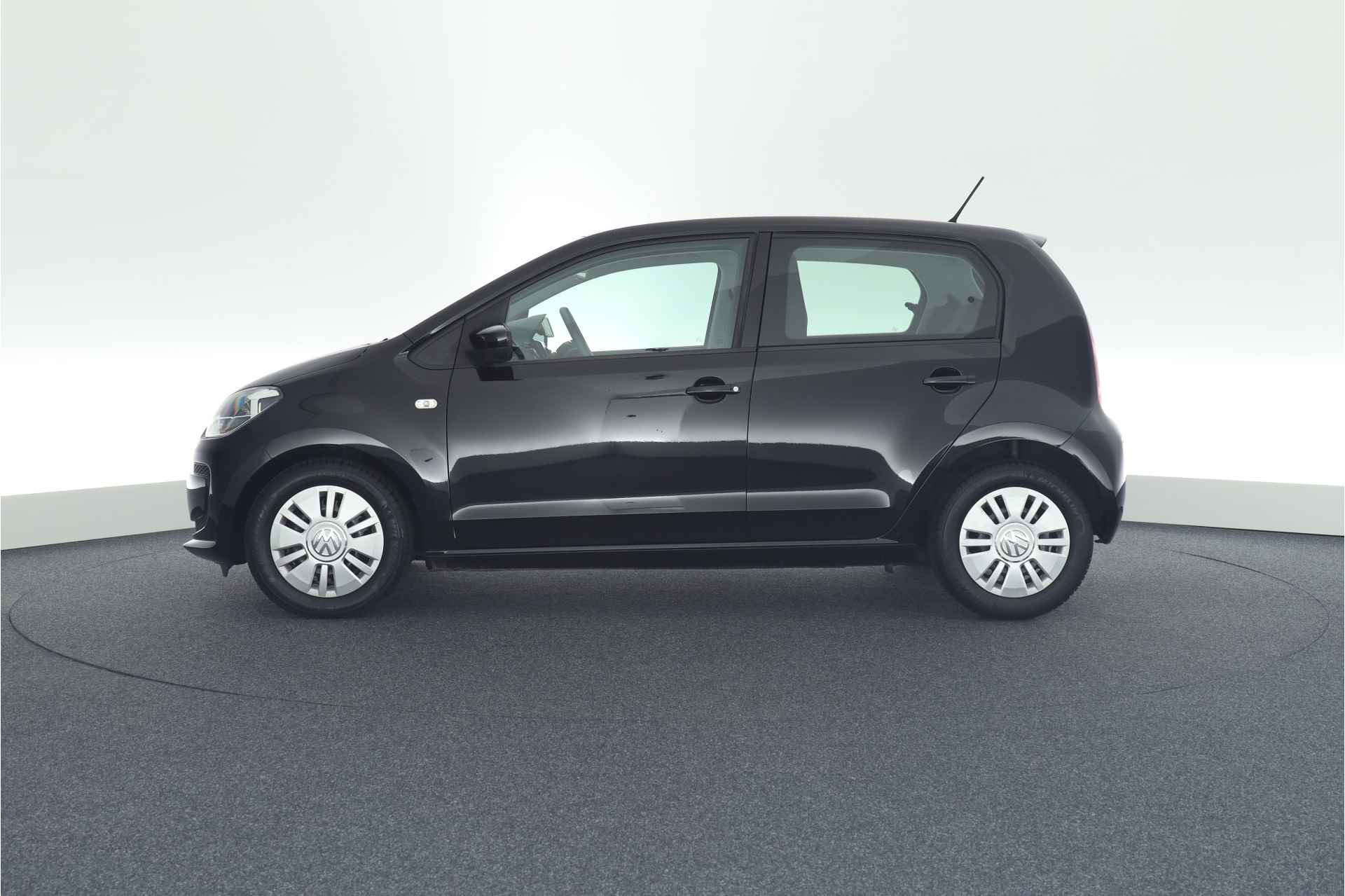 Volkswagen up! 1.0 60pk move up! BlueMotion Navigatie Airco - 4/28