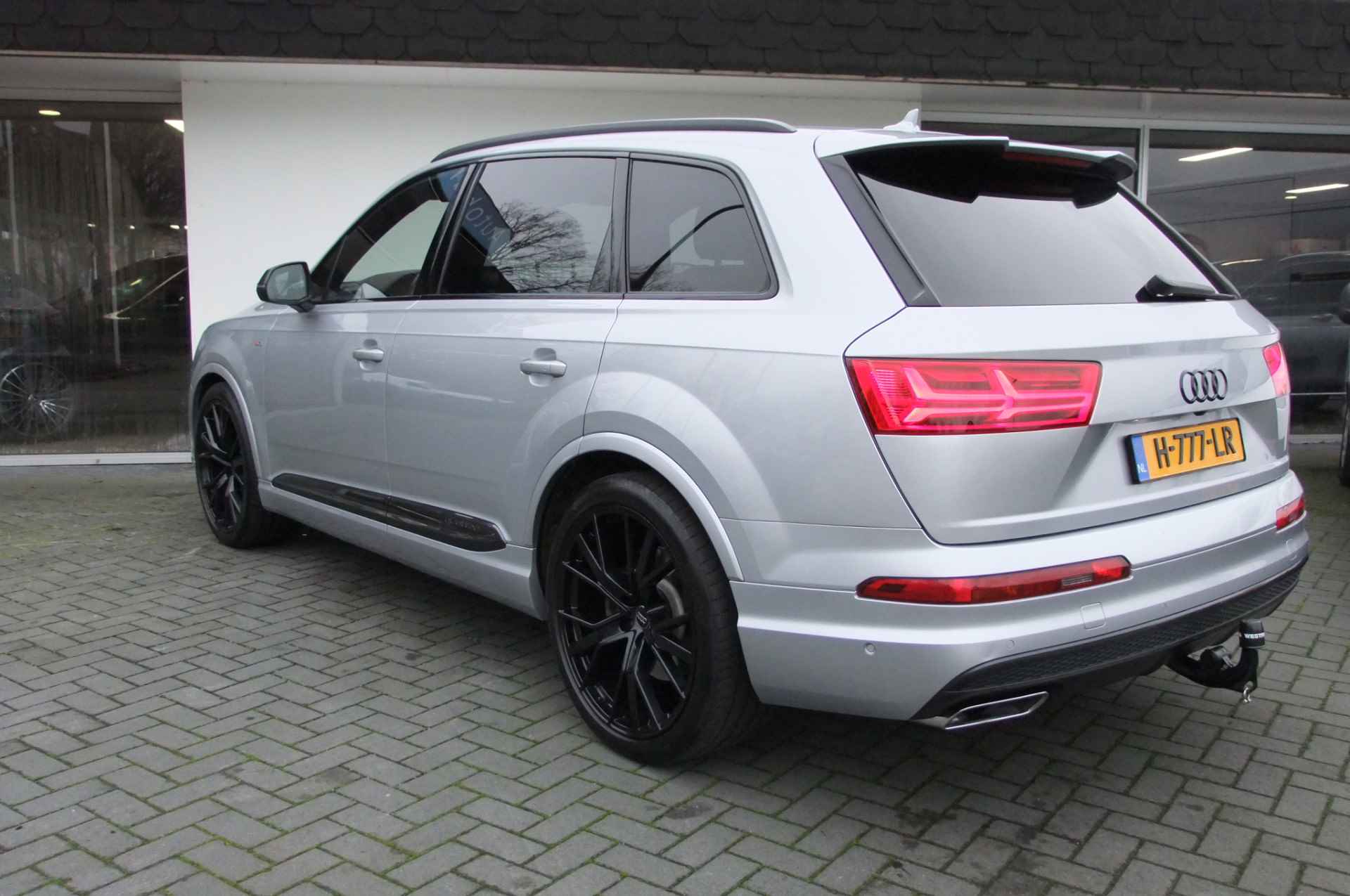 Audi Q7 3.0 TDI quattro Pro Line + 7p / Luchtvering/ Head-up /Trekhaak/ Softclose/ Panorama/ Bose/ Camera / 22 inch - 15/37