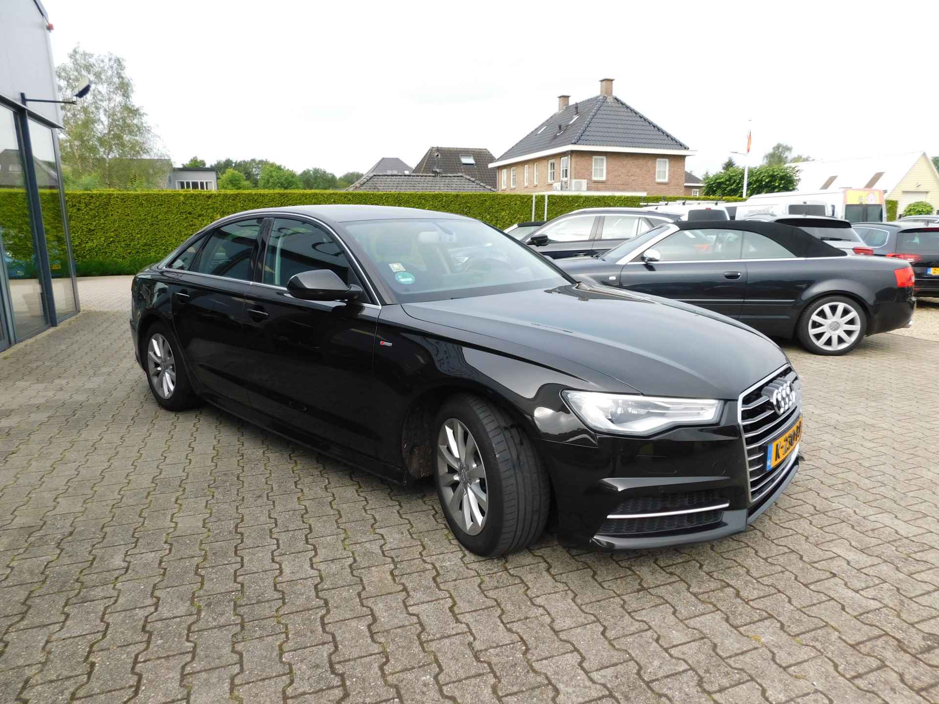 Audi A6 Limousine 1.8 TFSI ultra S line Edition, el. aklep, Trekhaak - 4/33