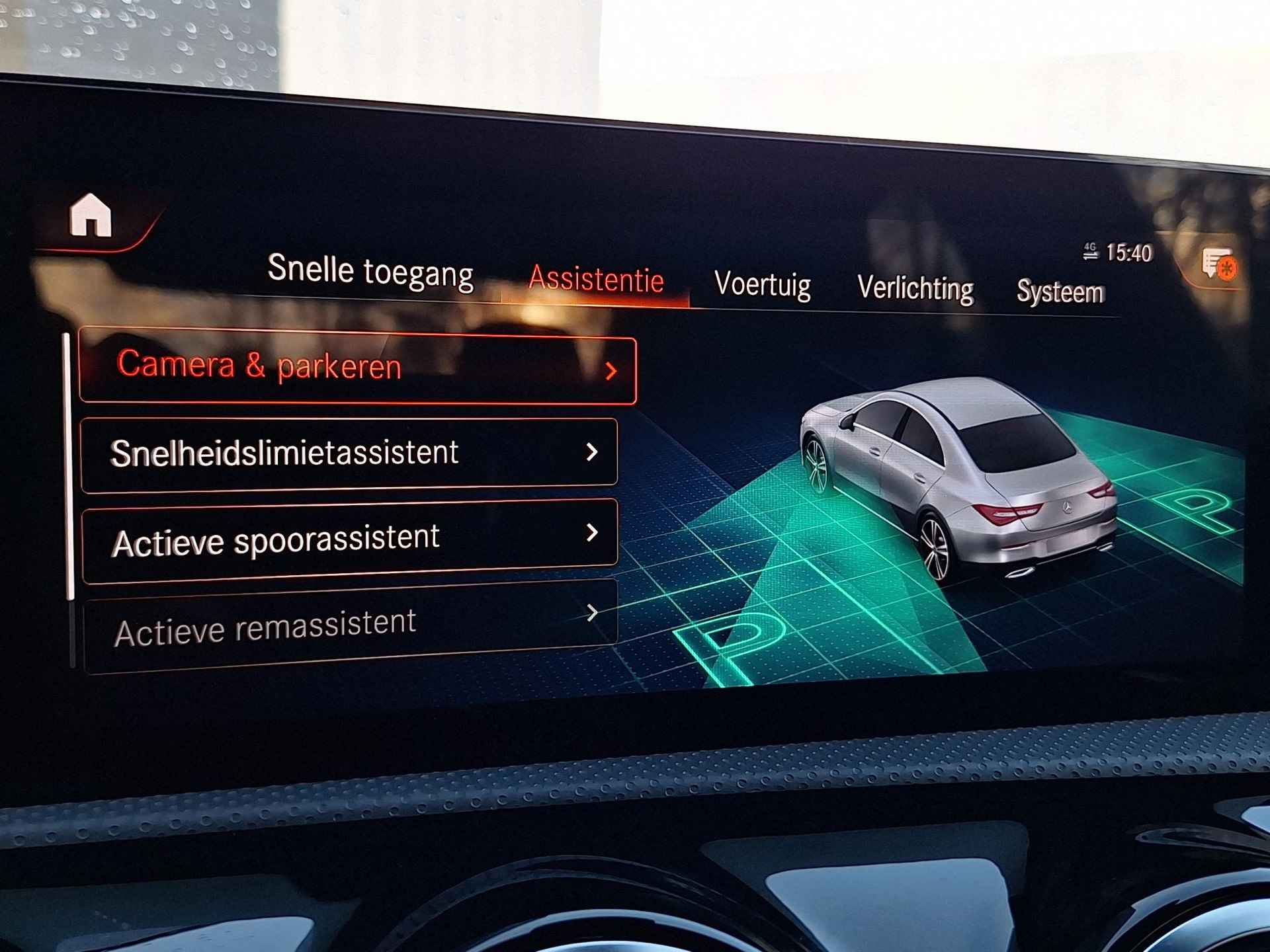 Mercedes-Benz CLA-klasse 250 e AMG Line | Premium | Nightpakket | Achteruitrijcamera | Stoelverwarming | Sfeerverlichting | Apple & Android Carplay | Showmodel SALE - 26/41