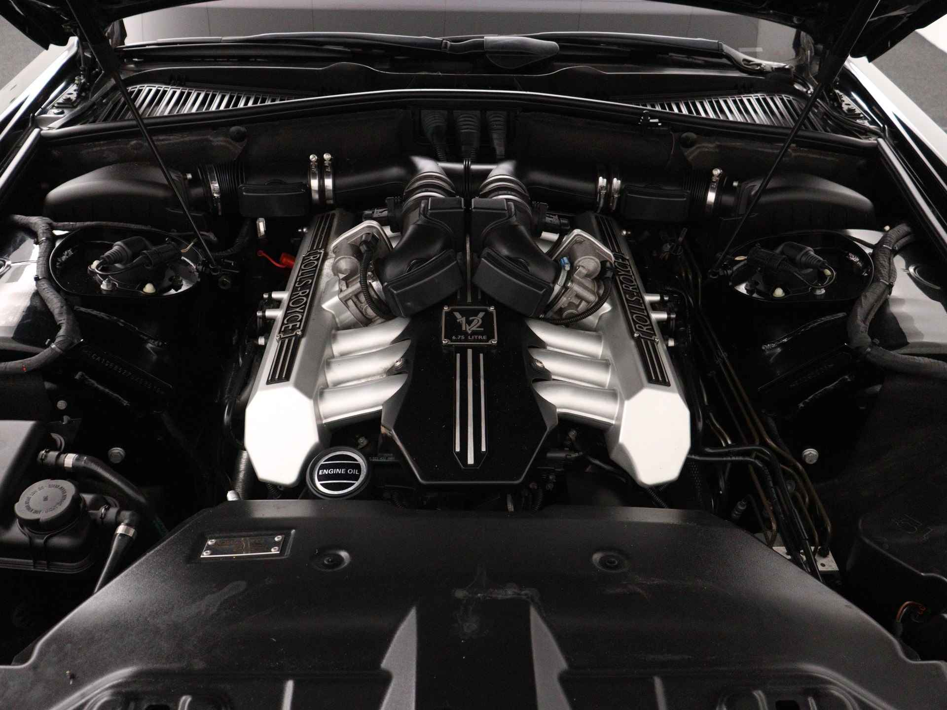 Rolls-Royce Phantom 6.7 V12 Black Edition Full Serv. Historie - 31/42