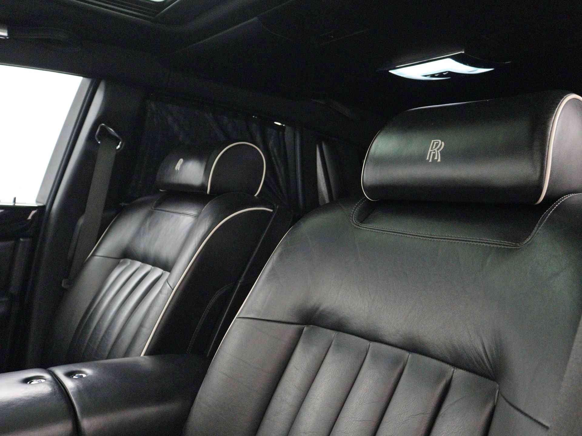 Rolls-Royce Phantom 6.7 V12 Black Edition Full Serv. Historie - 37/42