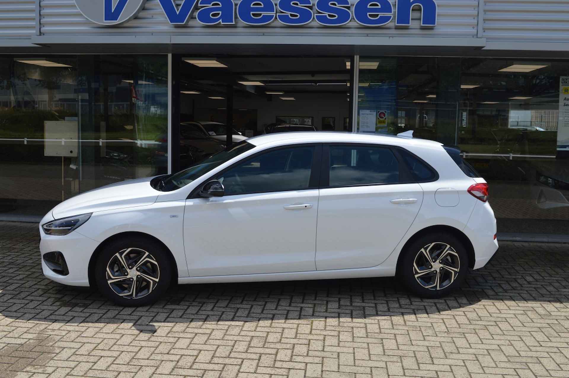 Hyundai i30 1.0 T-GDi MHEV Comfort Smart Navi NL-auto Camera Facelift - 6/22