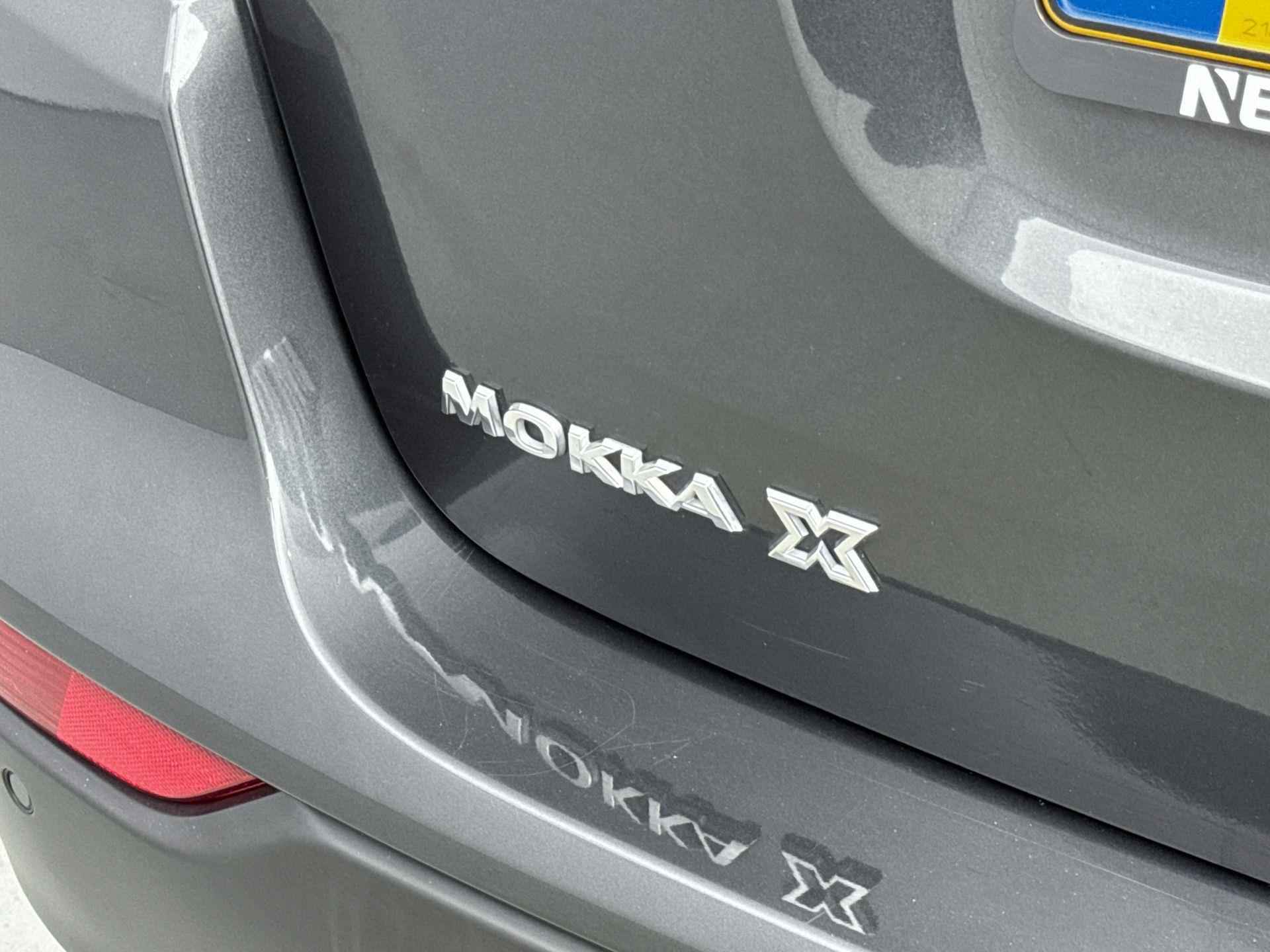 Opel Mokka X Innovation 140pk | Trekhaak | Parkeersensoren Voor/ Achter | Stuur Verwarmd | Voorstoelen Verwarmd | Licht Metalen Velgen 18" - 14/38