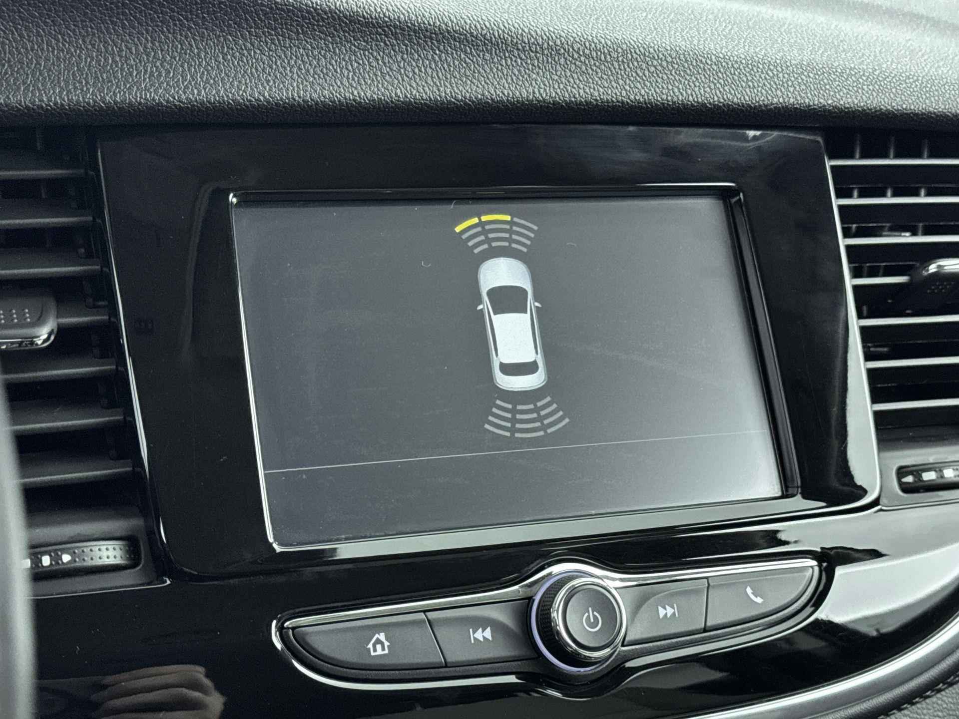 Opel Mokka X Innovation 140pk | Trekhaak | Parkeersensoren Voor/ Achter | Stuur Verwarmd | Voorstoelen Verwarmd | Licht Metalen Velgen 18" - 33/38
