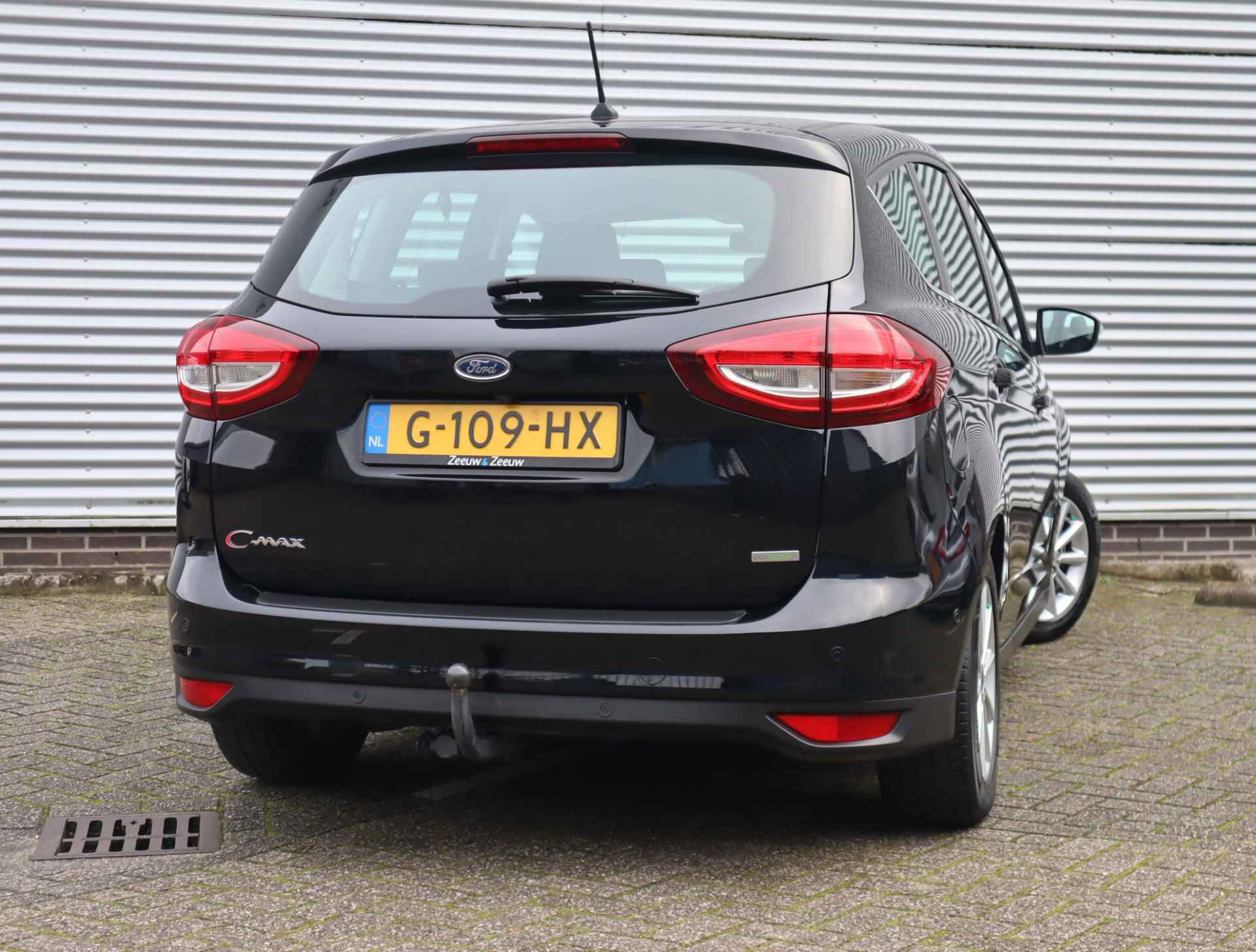 Ford C-Max 1.0 Titanium | Dealer onderhouden | Navigatie | Cruise control | Parkeersensoren V+A | Achteruitrijcamera | Trekhaak | - 5/45