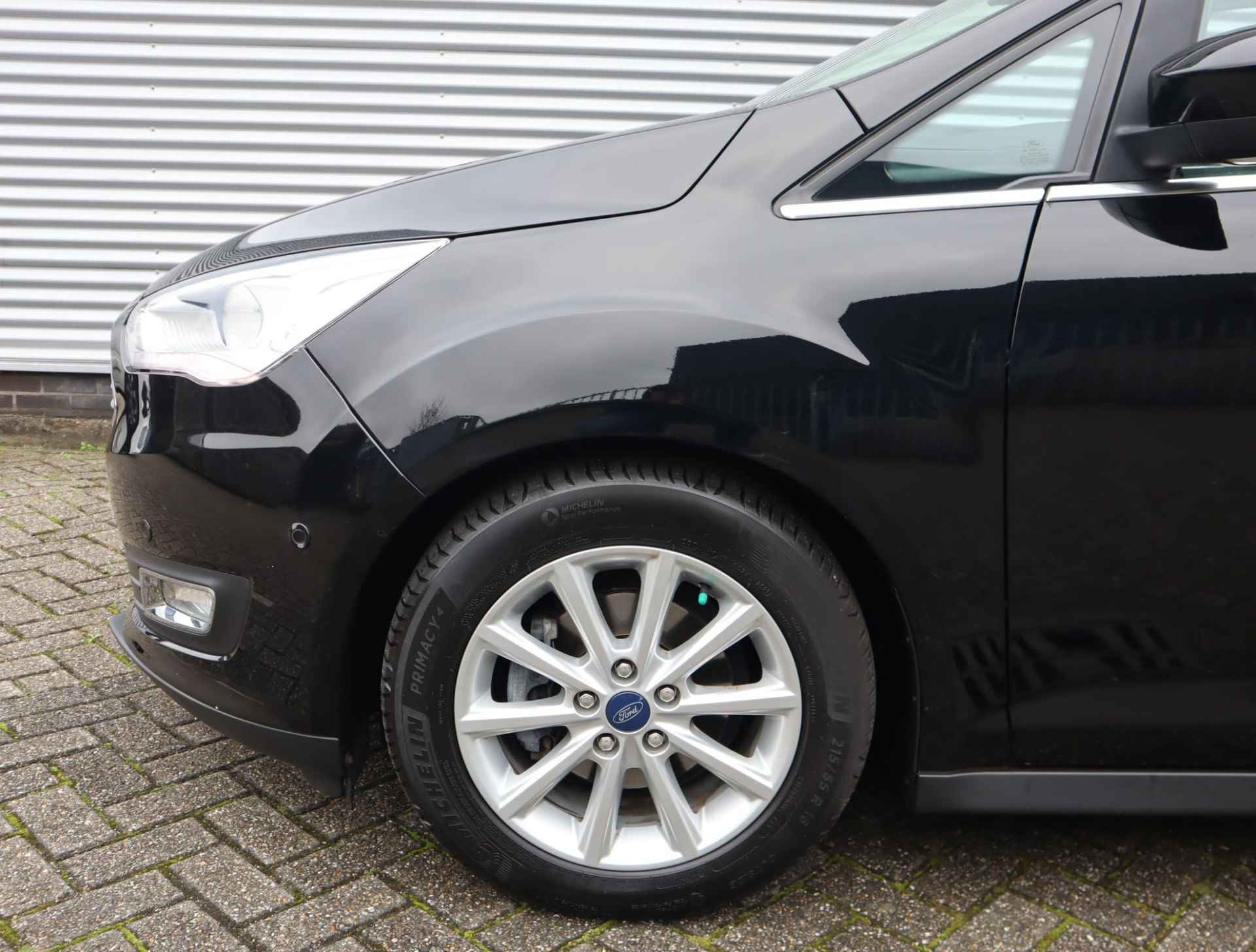 Ford C-Max 1.0 Titanium | Dealer onderhouden | Navigatie | Cruise control | Parkeersensoren V+A | Achteruitrijcamera | Trekhaak | - 34/45