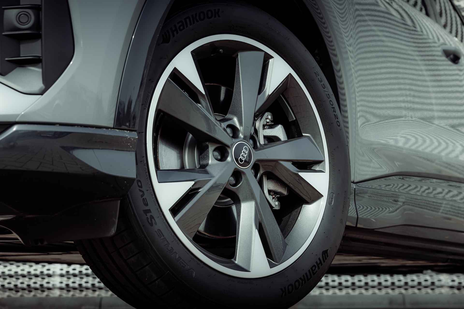 Audi Q4 e-tron 45 Advanced edition 82 kWh | Assistentiepakket plus | Comfortpakket | Optiek zwart | 20" LM velgen | Privacy glass - 8/29