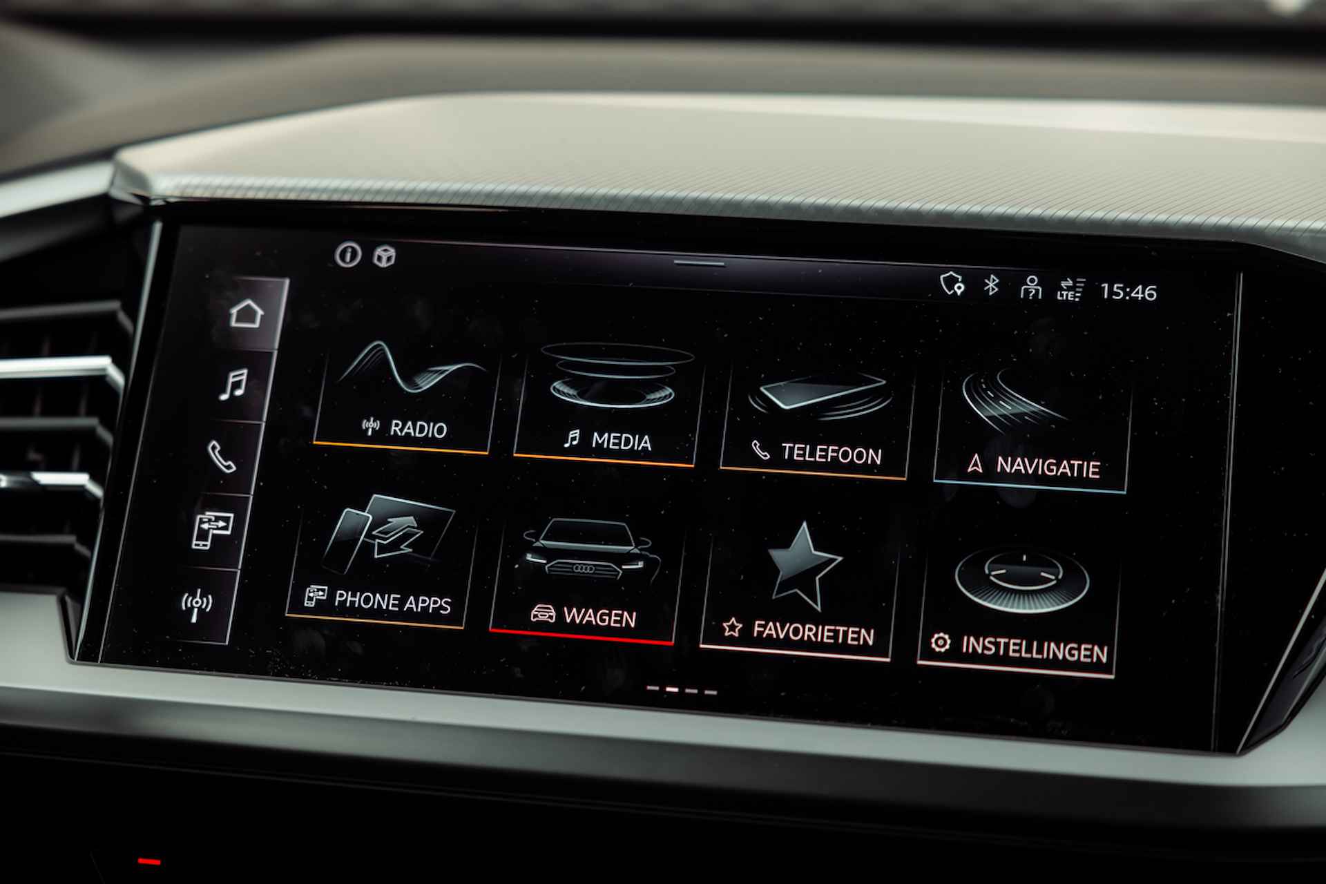 Audi Q4 e-tron 45 Advanced edition 82 kWh | Assistentiepakket plus | Comfortpakket | Optiek zwart | 20" LM velgen | Privacy glass - 28/29