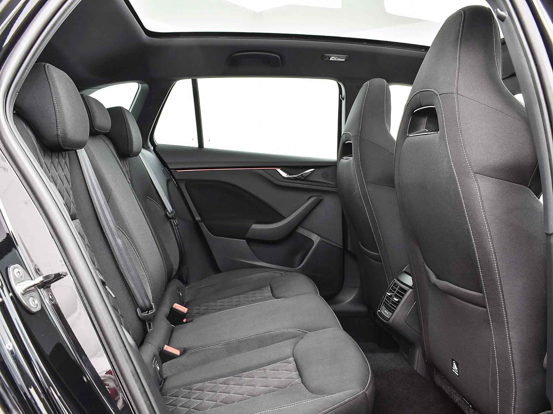 Škoda Scala 1.0 Tsi 110pk DSG Sport Business | Camera | Apple CarPlay | Cruise Control | 18"Velgen | Active Info Display | Sportstoelen | Garantie t/m 10-05-2027 of 100.000km - 12/39