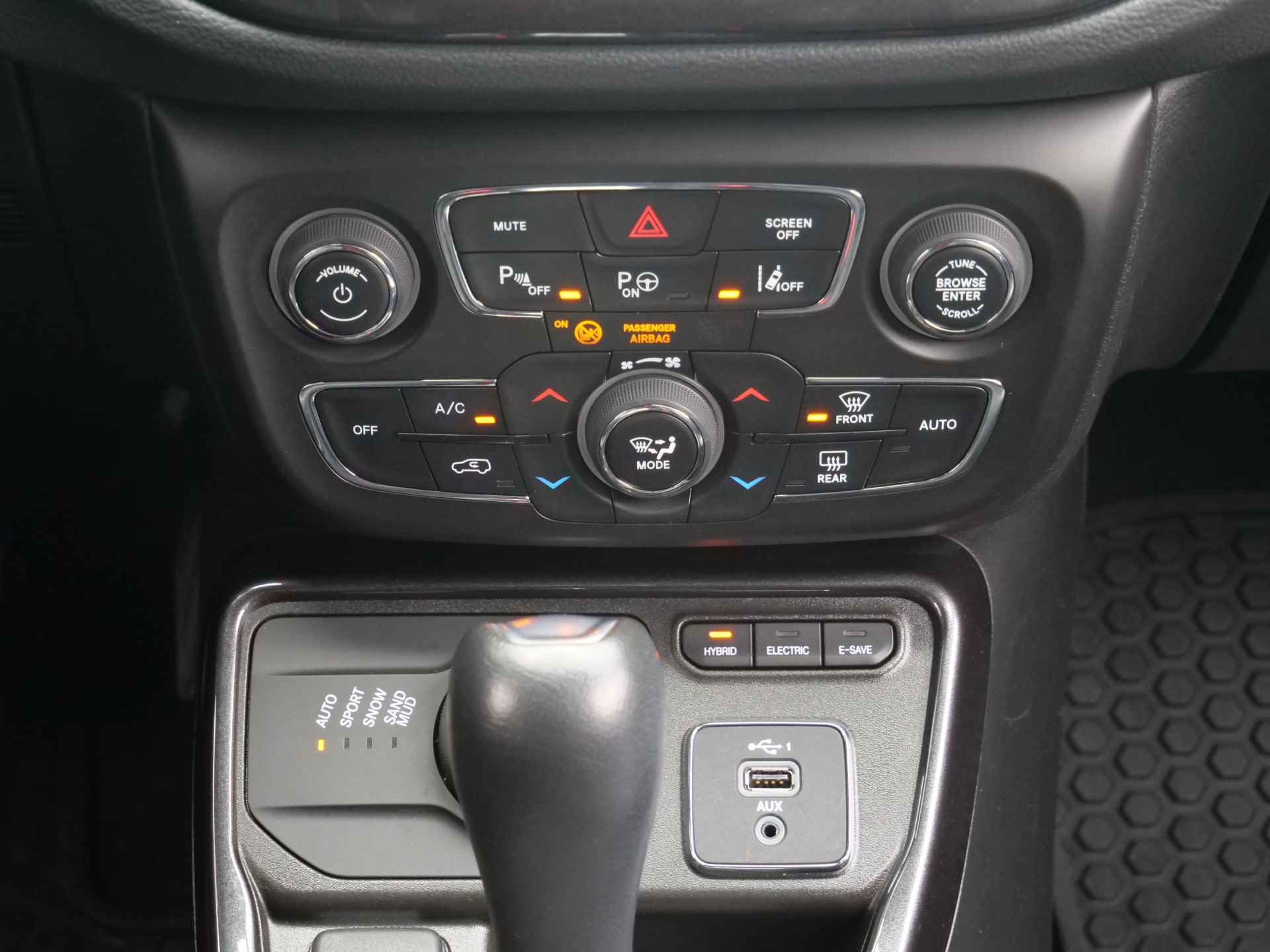 Jeep Compass 4xe 240pk Automaat Plug-in Hybrid Electric S Navigatie / DAB / Apple Carplay / Leer - 34/48