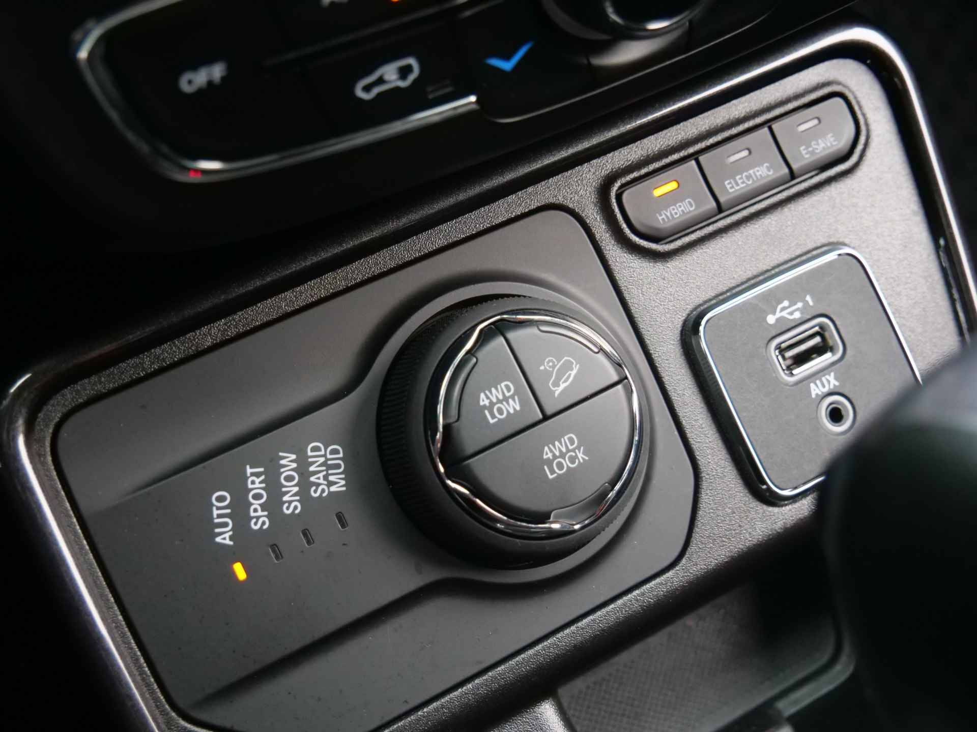 Jeep Compass 4xe 240pk Automaat Plug-in Hybrid Electric S Navigatie / DAB / Apple Carplay / Leer - 41/48