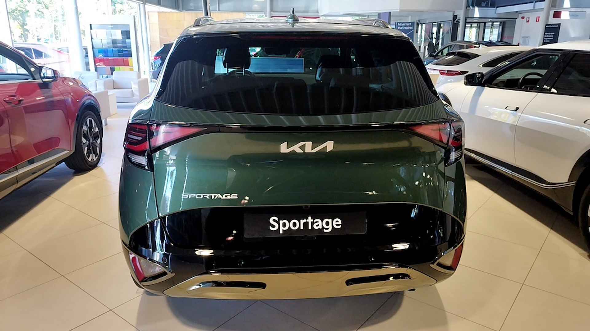 Kia Sportage 1.6 T-GDi Dark Edition - 4/13