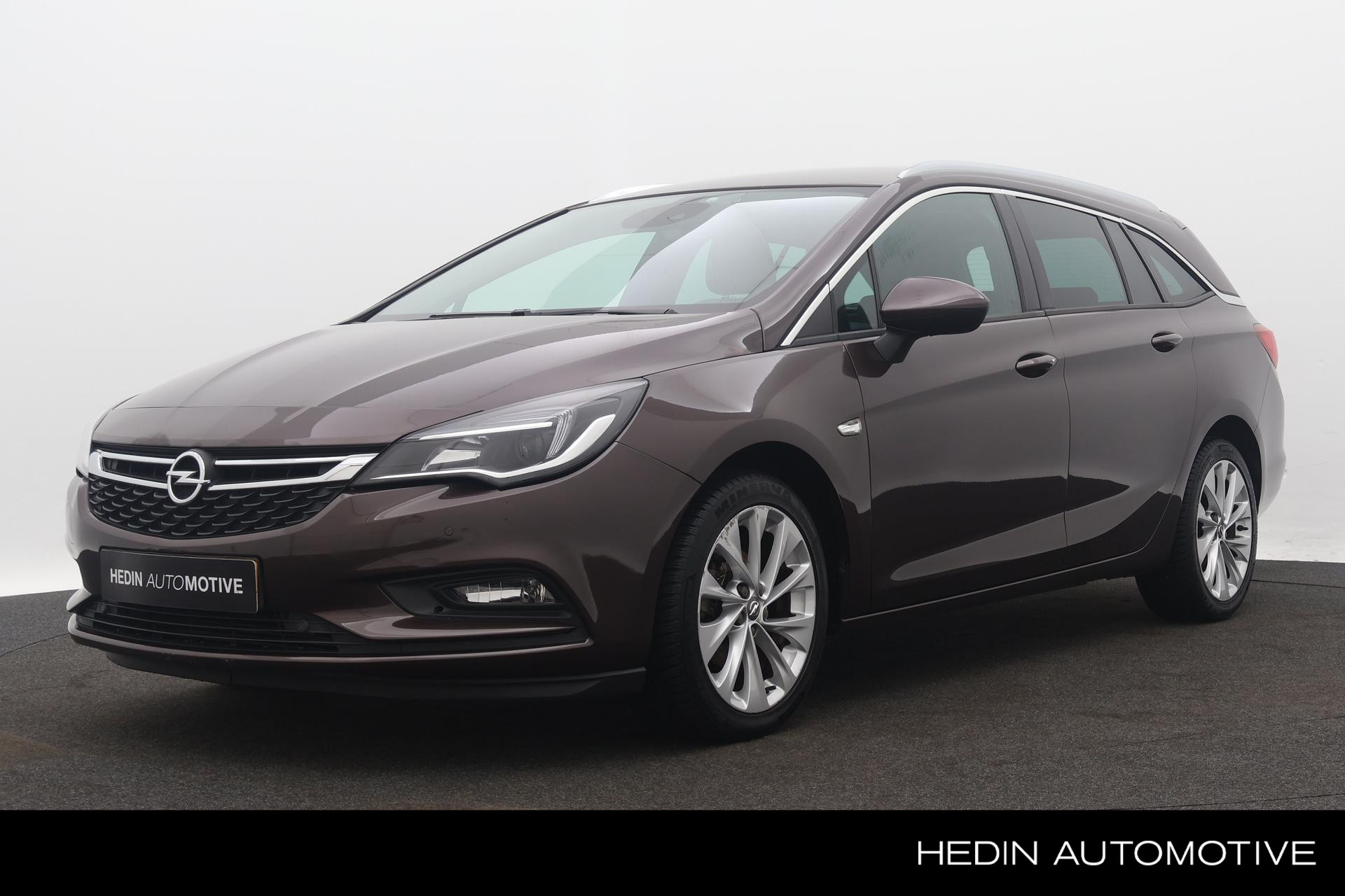 Opel Astra Sports Tourer 1.4 Innovation Apple Carplay/Android Auto| Navigatiesysteem | Automatische airconditioning | Parkeersensoren | Leer |