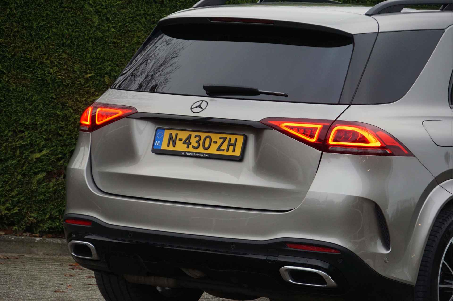 Mercedes-Benz GLE GLE 350 de 4M AMG line | Luchtvering Trekhaak Panorama Rijassistentie - 9/58