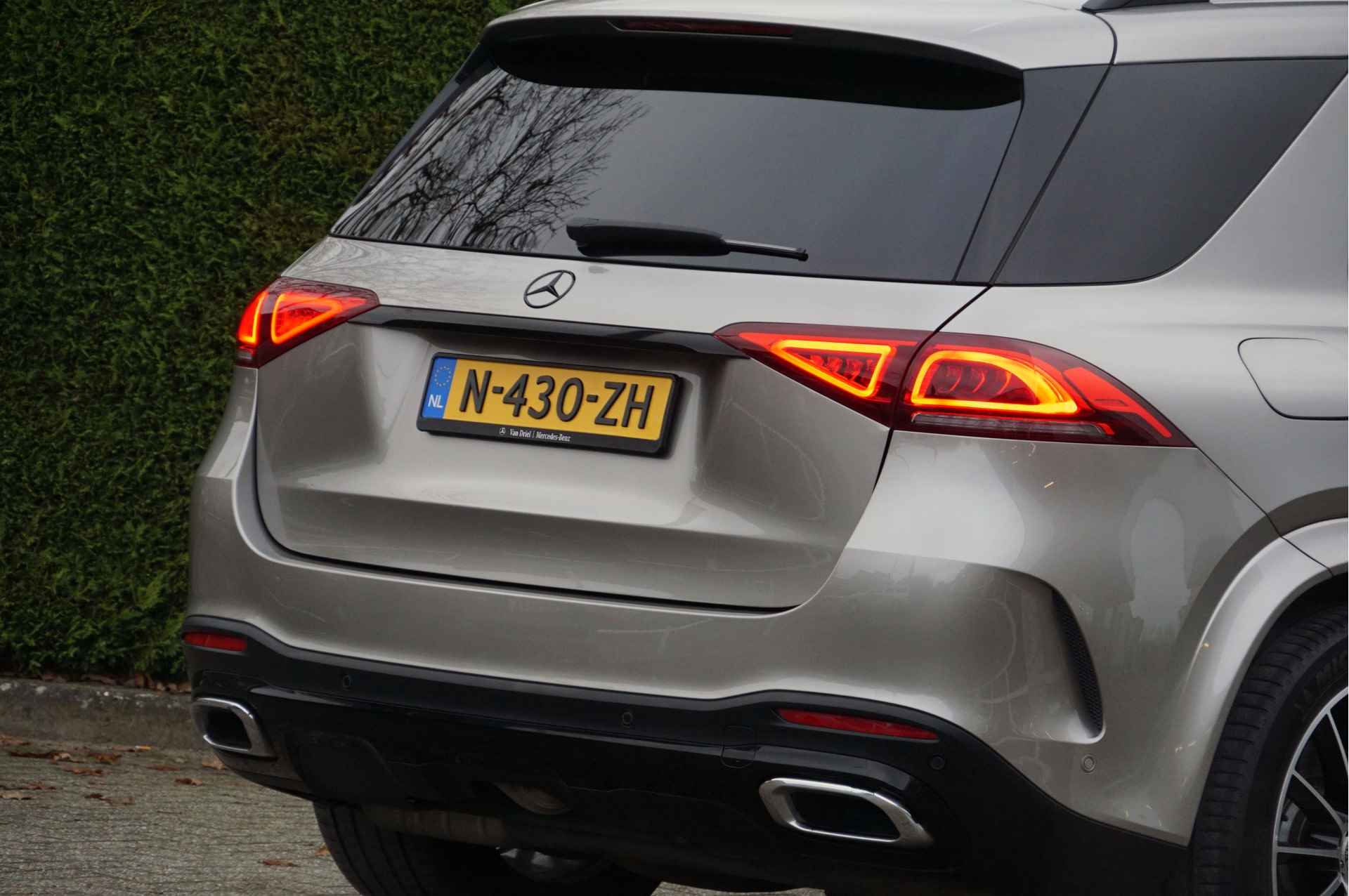 Mercedes-Benz GLE GLE 350 de 4M AMG line | Luchtvering Trekhaak Panorama Rijassistentie - 37/58