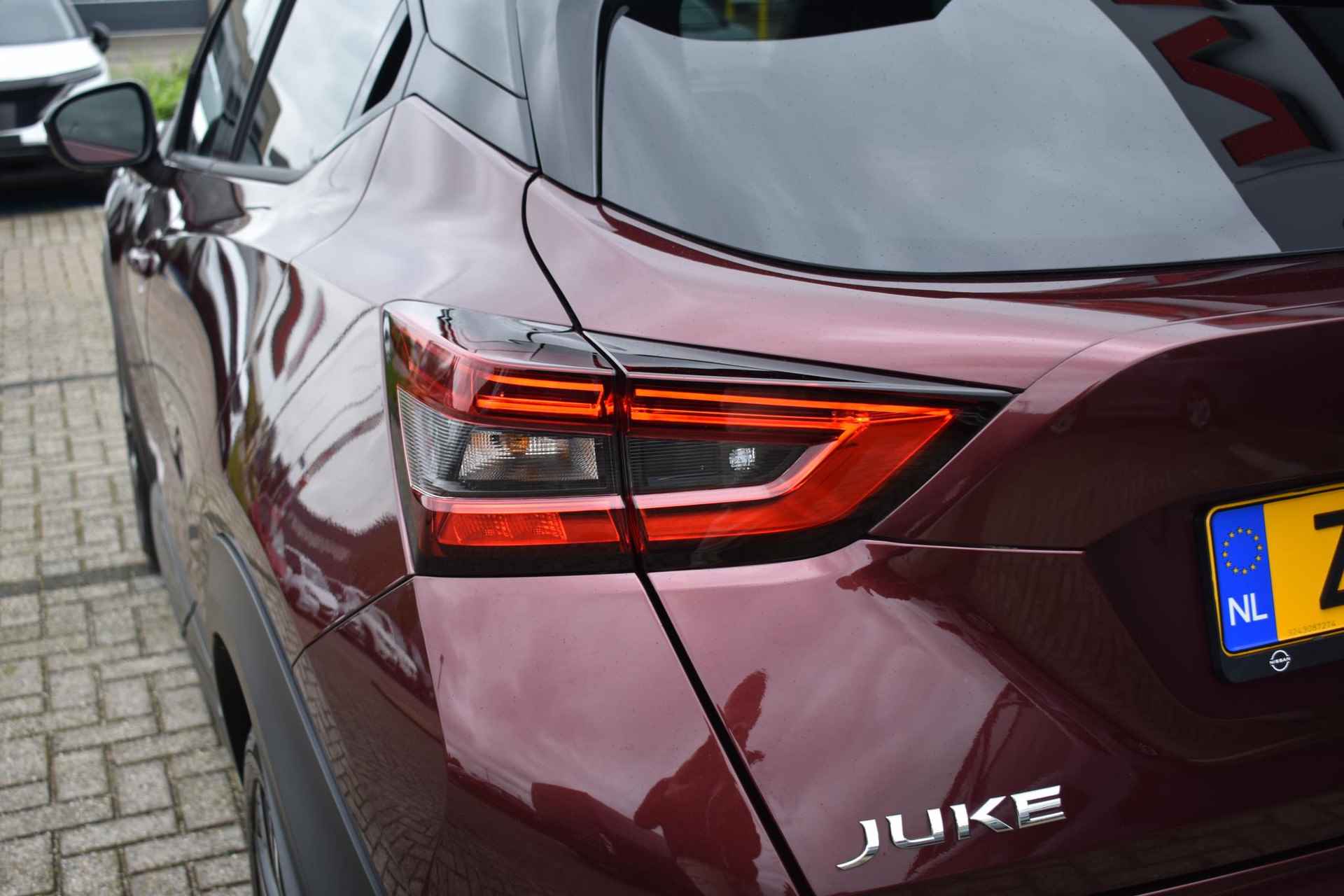 Nissan Juke 1.0 DIG-T N-Design 115pk | Navigatie | Achteruitrijcamera | Apple Carplay/Android Auto | LED Koplampen | LMV 19'' - 13/37