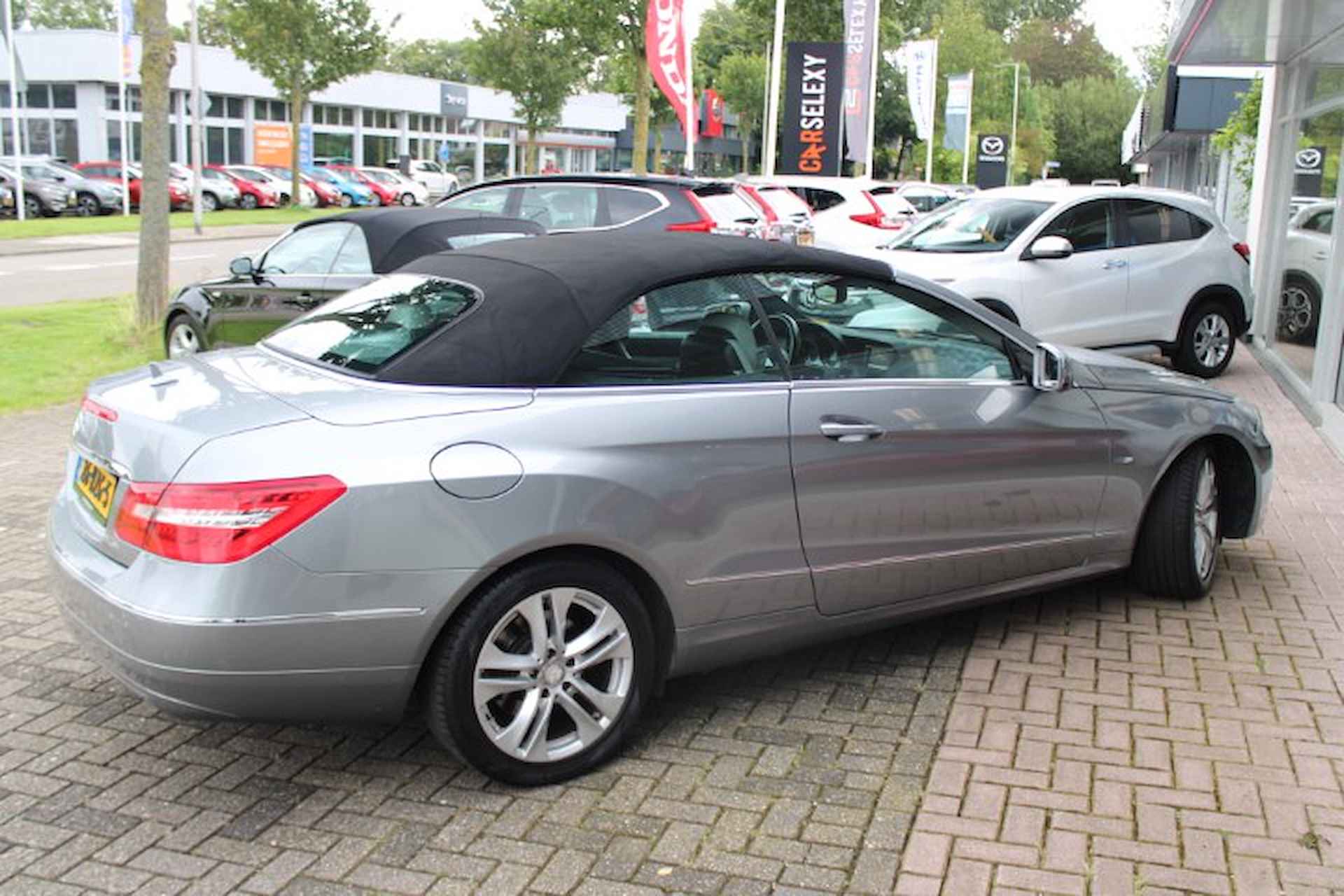 MERCEDES E-Klasse E200 Automaat Avantgarde Airscarf | Leder| Stoelverwarming | PDC - 2/48