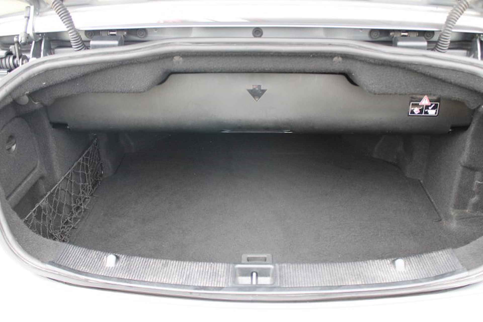 MERCEDES E-Klasse E200 Automaat Avantgarde Airscarf | Leder| Stoelverwarming | PDC - 22/48