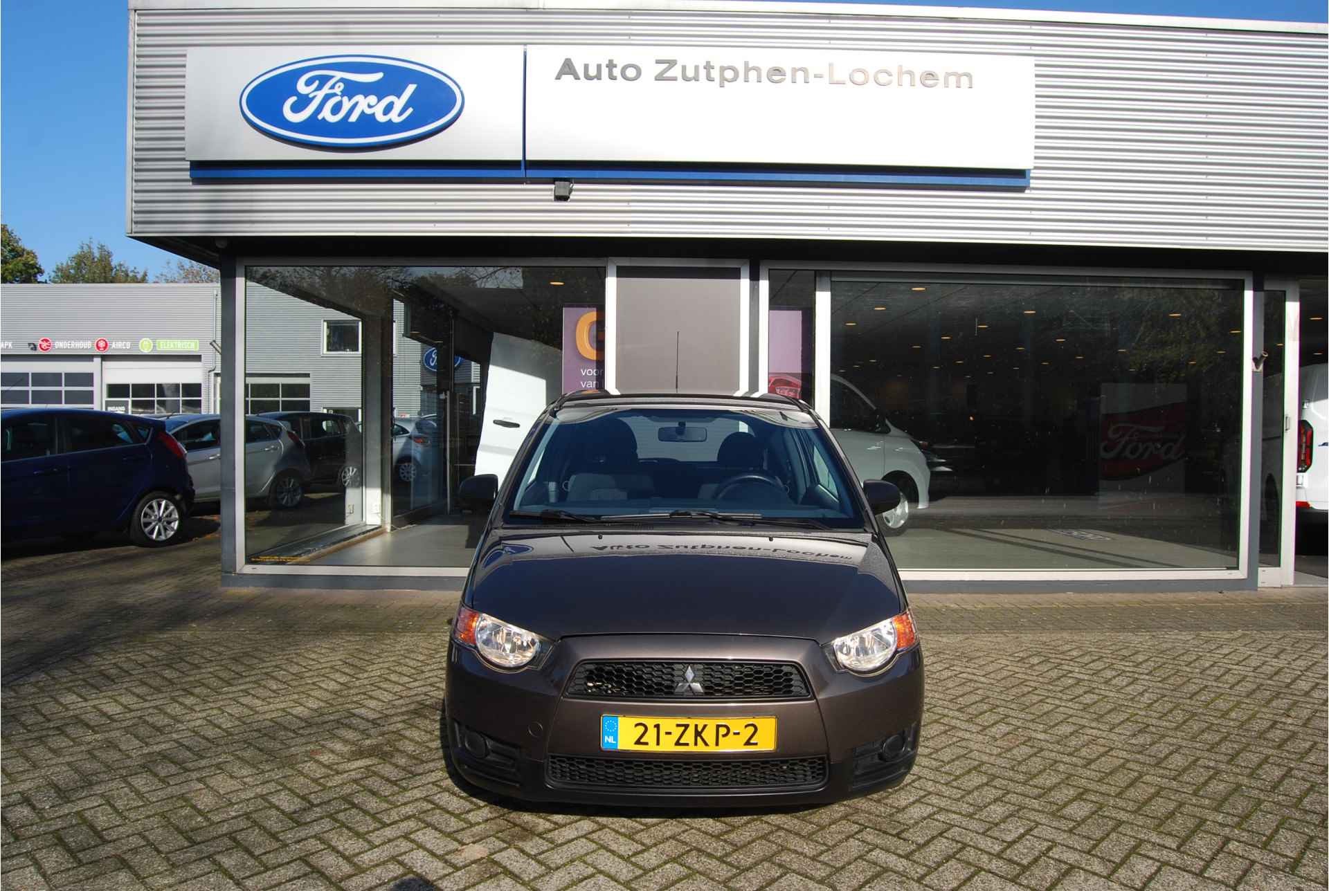 Mitsubishi Colt 1.1 Edition One NL-AUTO | 2E EIG | AIRCO | CD | ELEKTR RAMEN | WINTERBANDEN - 3/32