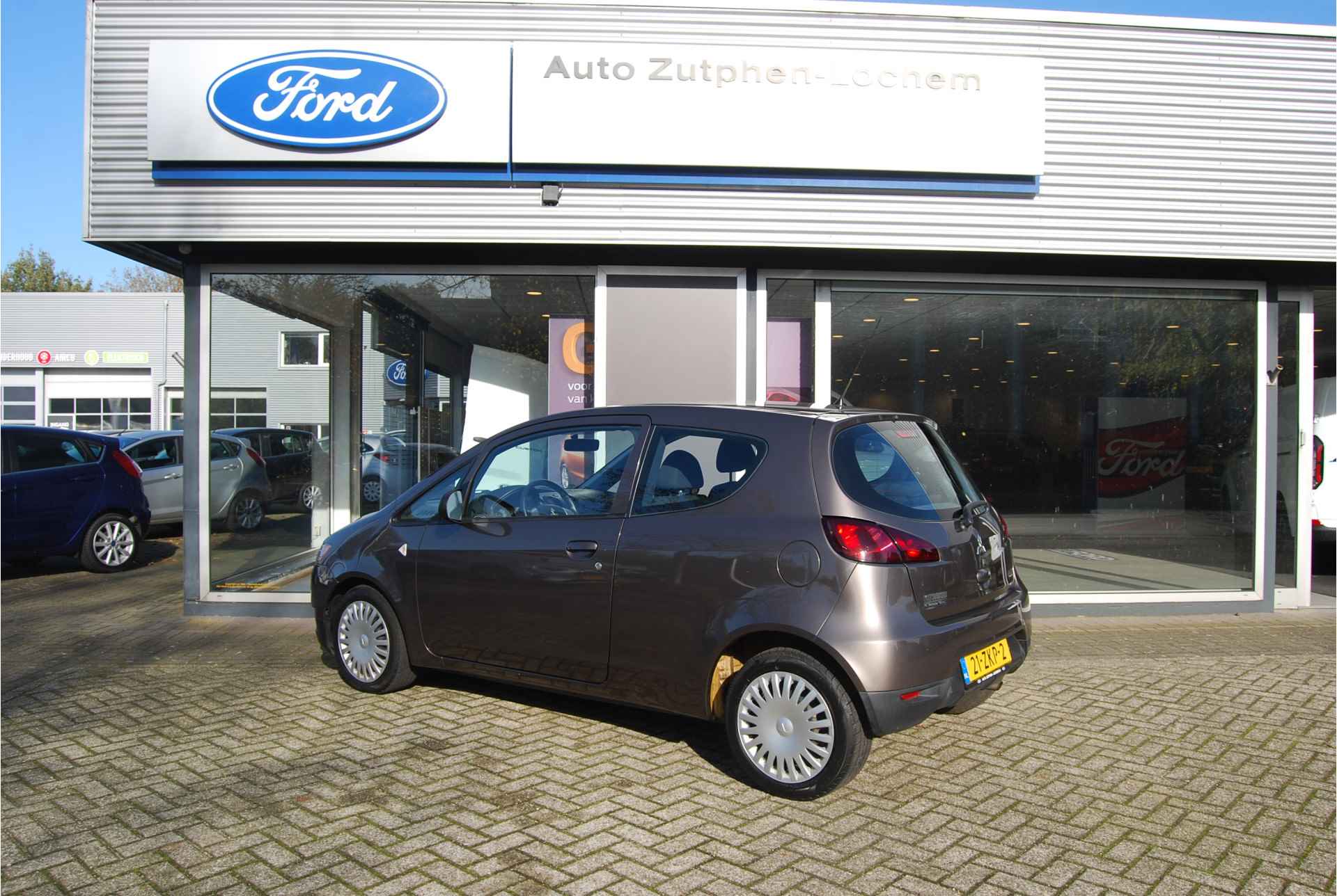 Mitsubishi Colt 1.1 Edition One NL-AUTO | 2E EIG | AIRCO | CD | ELEKTR RAMEN | WINTERBANDEN - 4/32