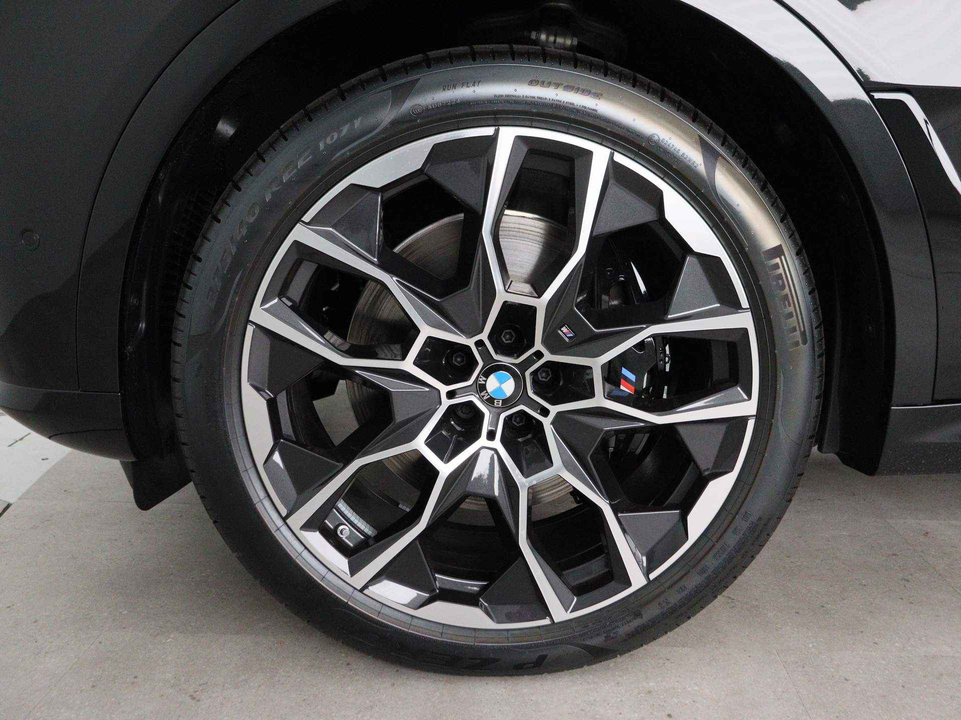 BMW X7 xDrive40i M Sportpakket Pro - 22/35