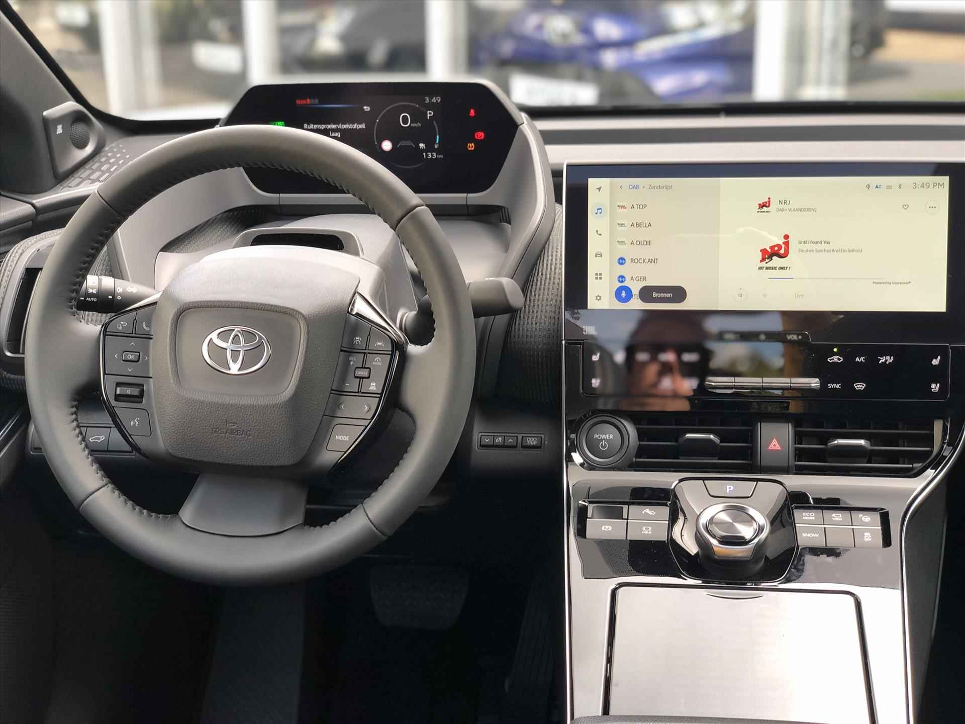 Toyota Bz4x 71,4 kWh 3-Fase Premium Bi-Tone + Panoramisch dak | JBL, Dodehoekherkenning, Leer, Parkeersensoren, Direct leverbaar! - 21/44