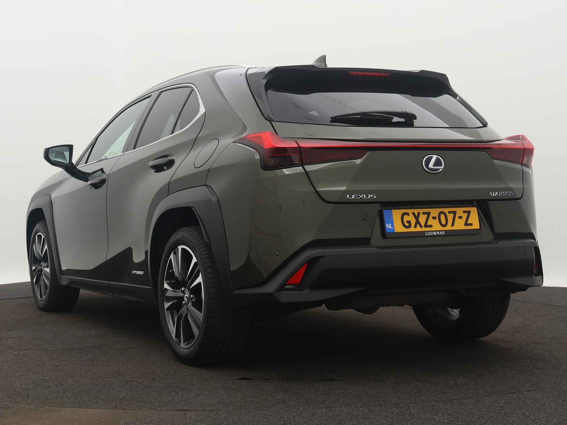 Lexus UX 250h Business Line Limited | Stuur-/Stoelverwarming | Dodehoekdetector | Camera | Erik tm 12 maart gereserveerd - 20/48