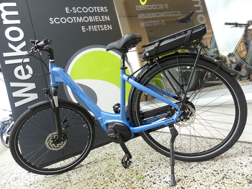 Velo de Ville CEB 400 Nexus 8 Bosch Active Line Plus