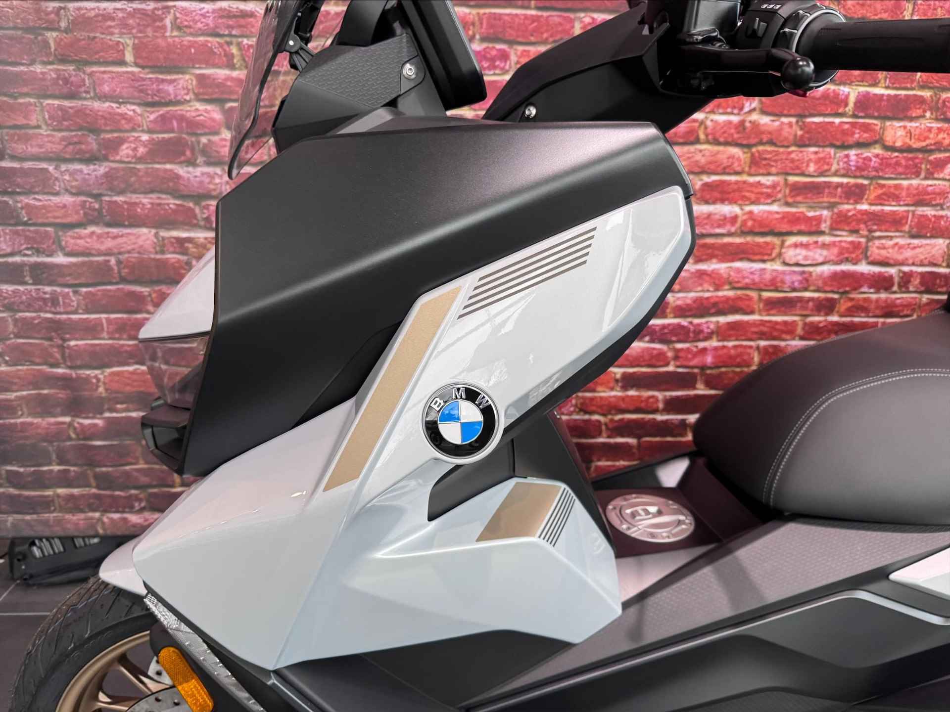 BMW C 400 GT - 9/12