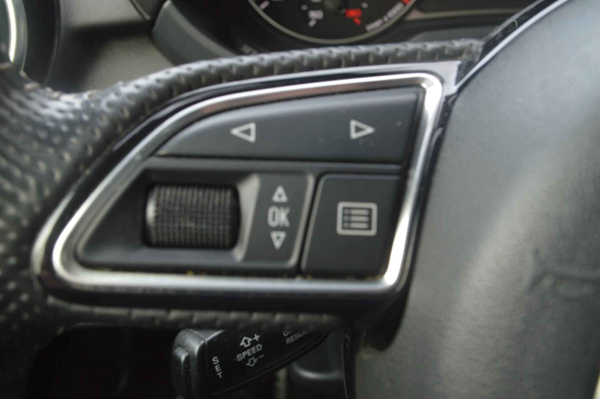 Audi A1 Sportback 1.4 TFSI Sport Edition Automaat | Navi | Half leder - 29/39